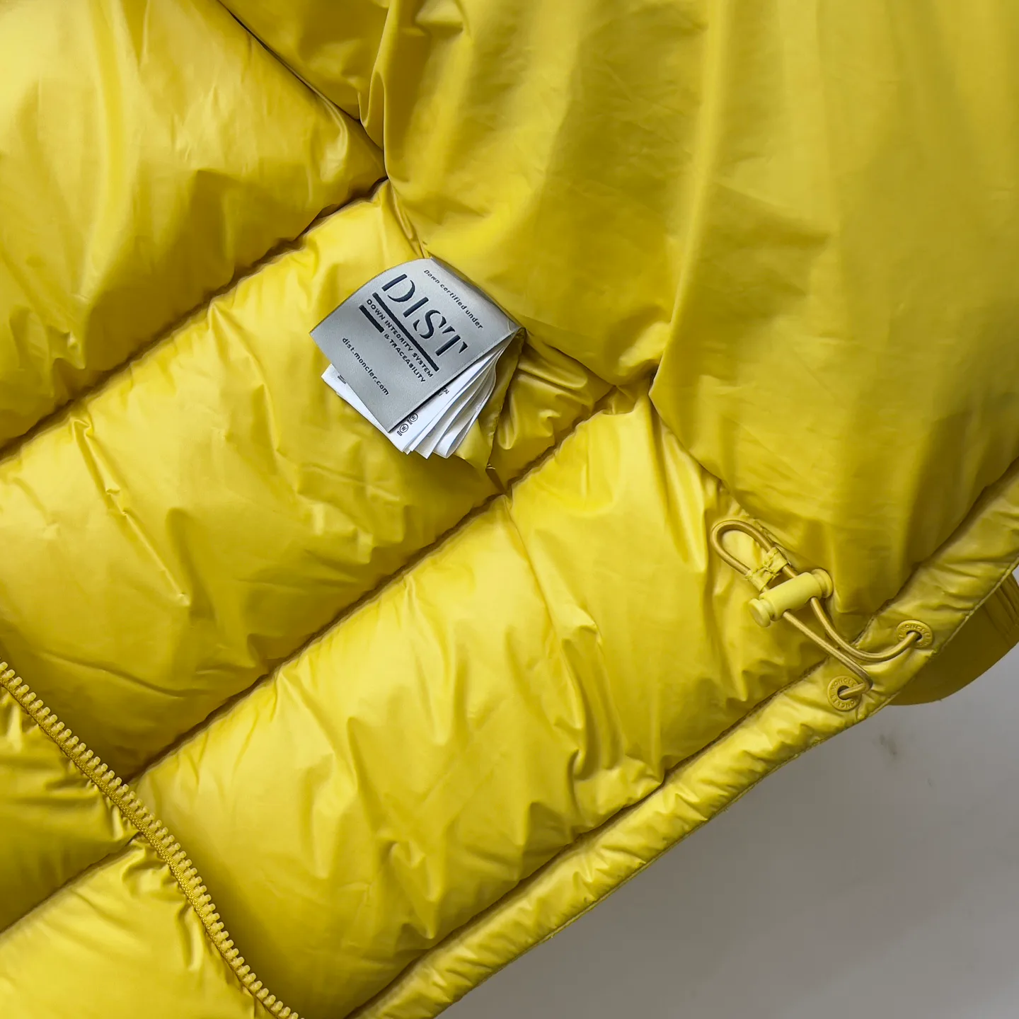 Куртки И Пуховики Женские Moncler 915543