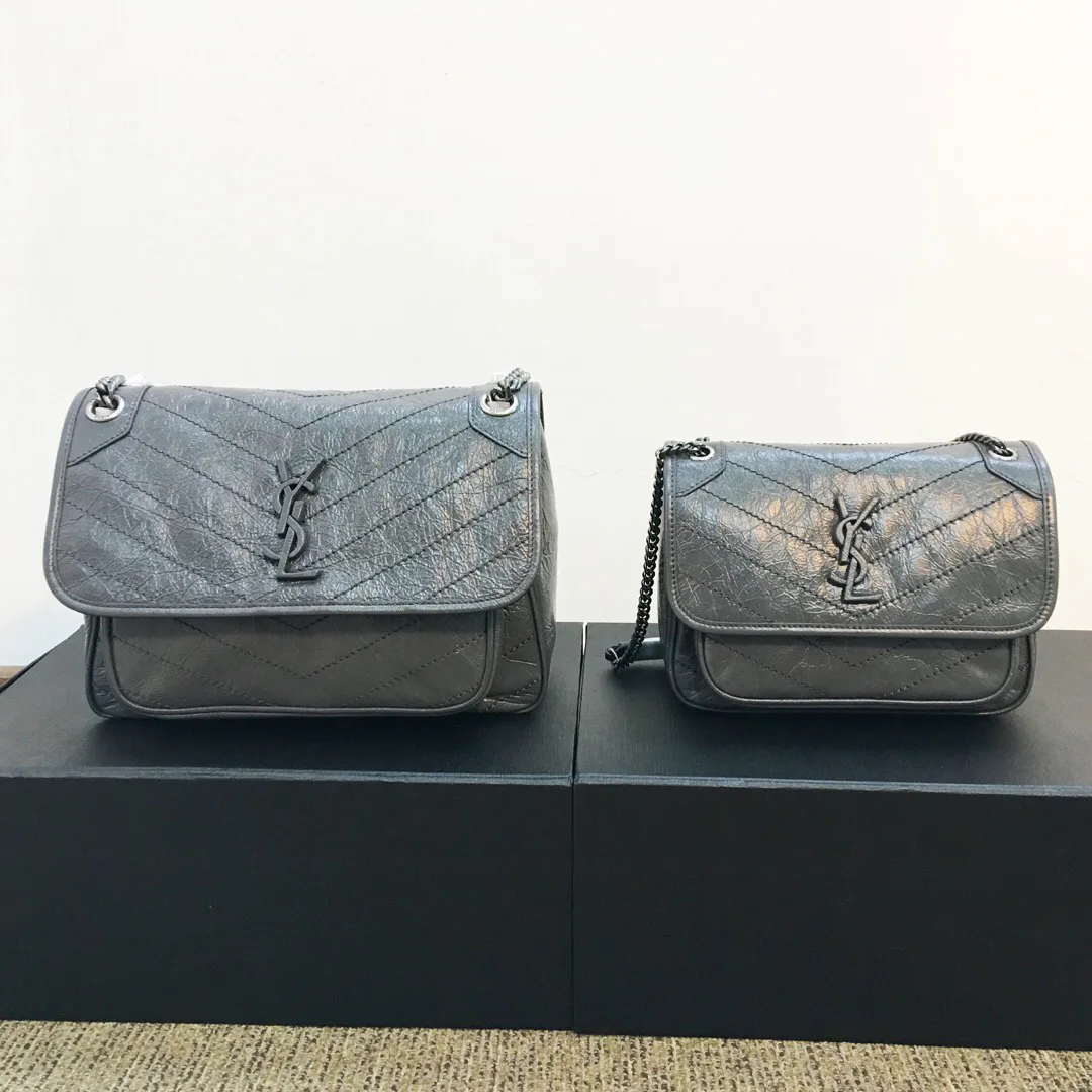 Классические Сумки Женские Saint Laurent 17698320