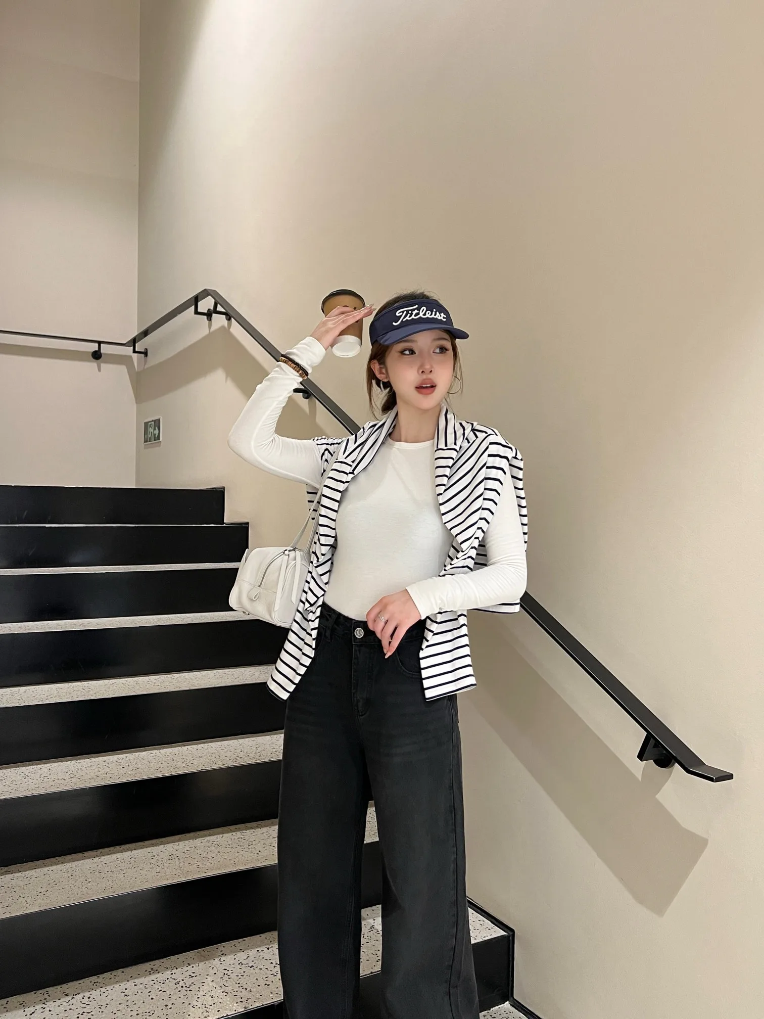 Джинсы Женские Louis Vuitton 3609498