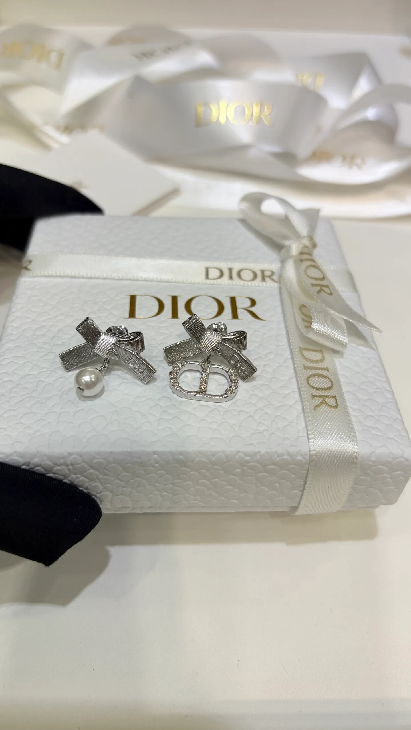 Бижутерия Christian Dior 18123132