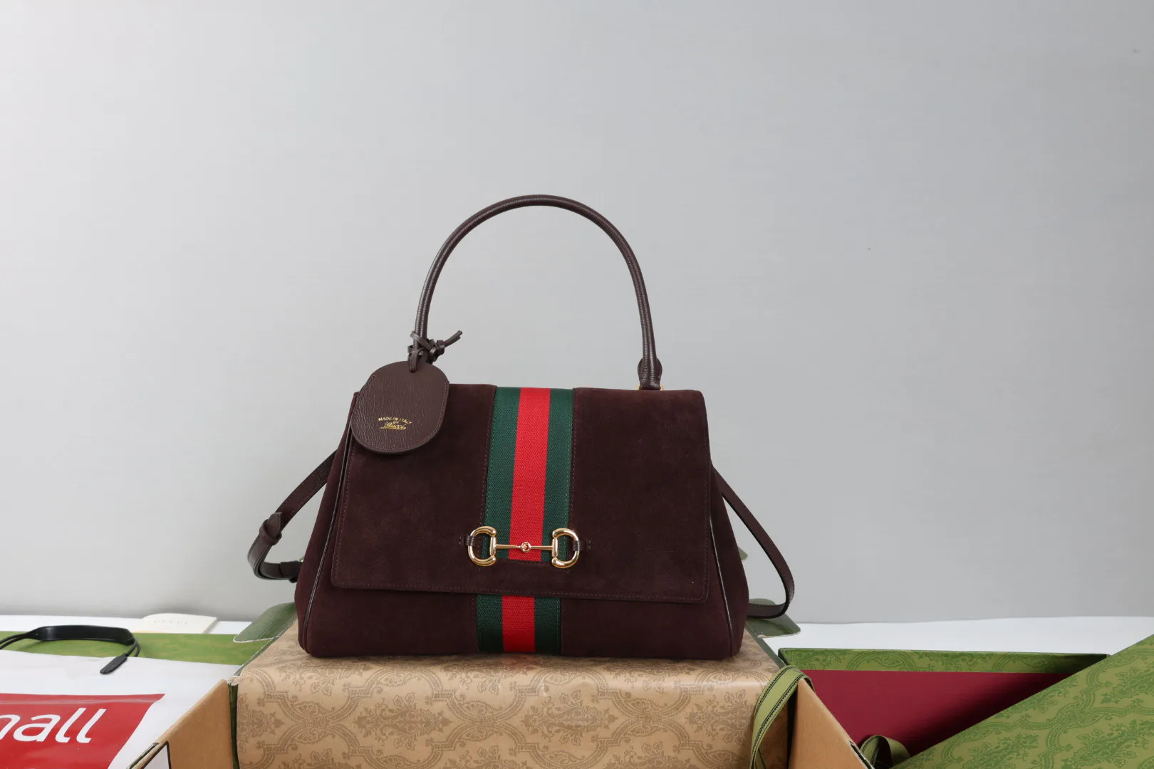 Классические Сумки Женские Gucci 18250564