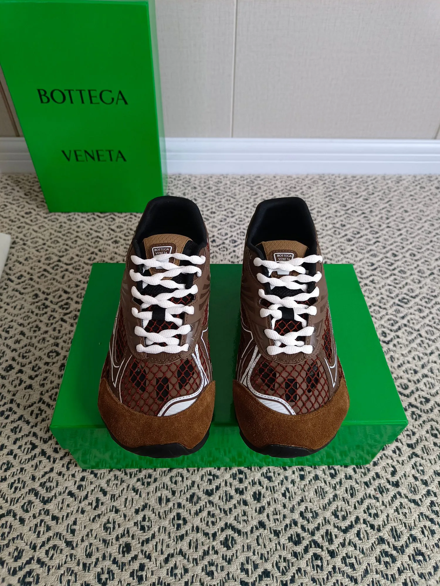 Кроссовки Женские Bottega Veneta 18273982