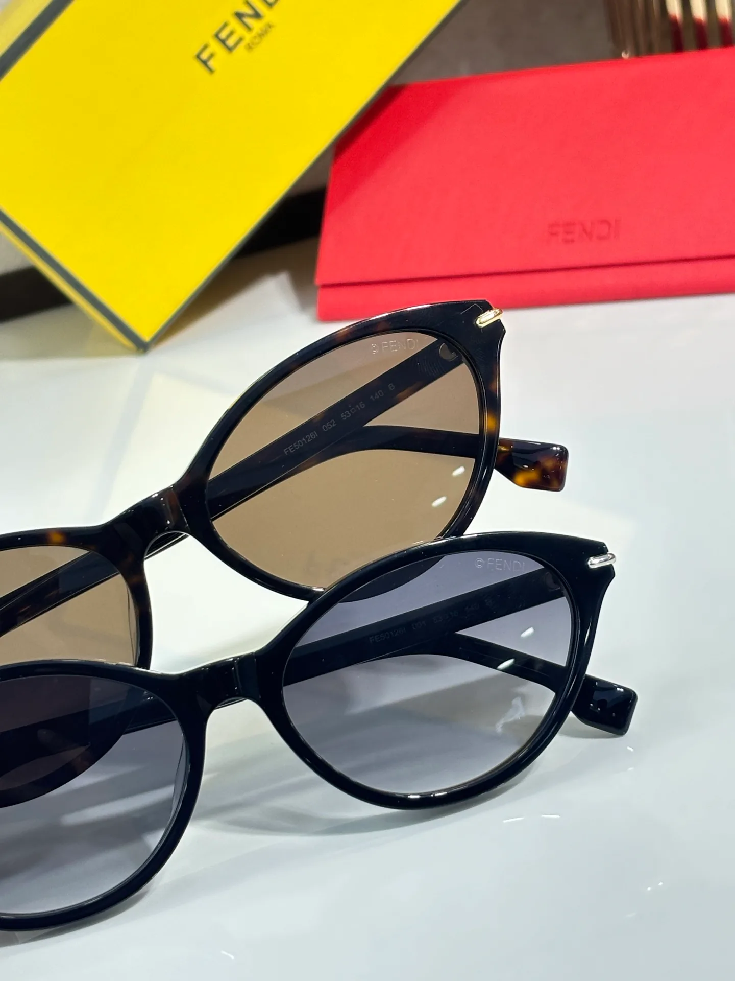 Очки Fendi 18490171