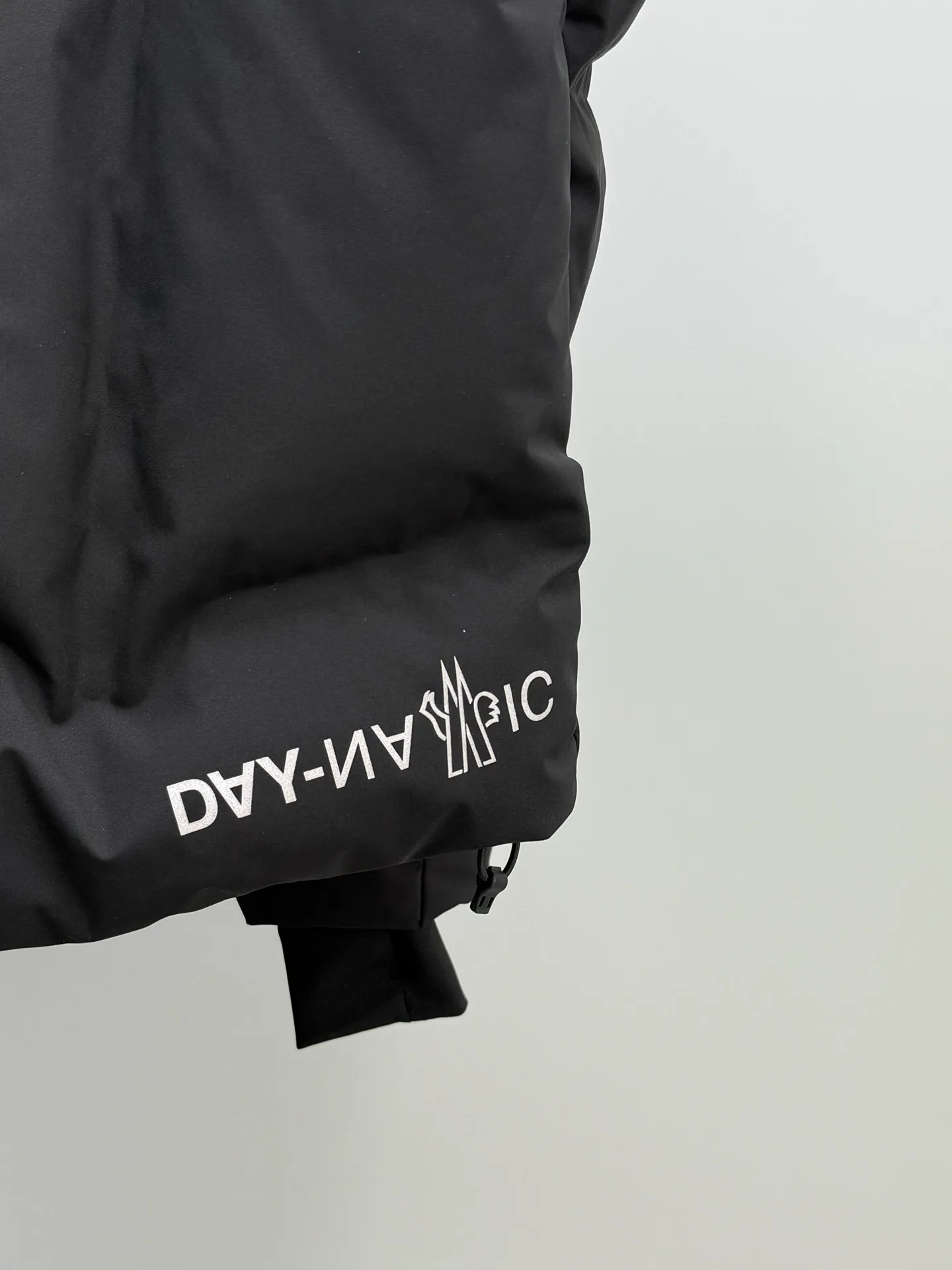 Куртки И Пуховики Женские Moncler 1232145