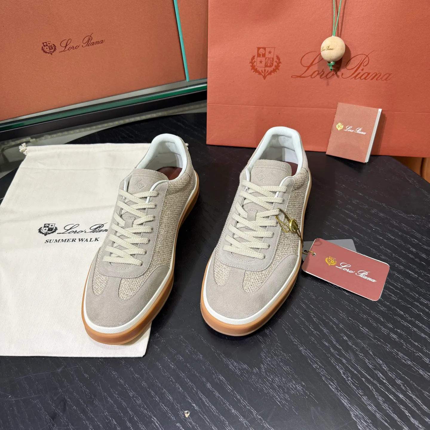 Кроссовки Женские Loro Piana 17955591