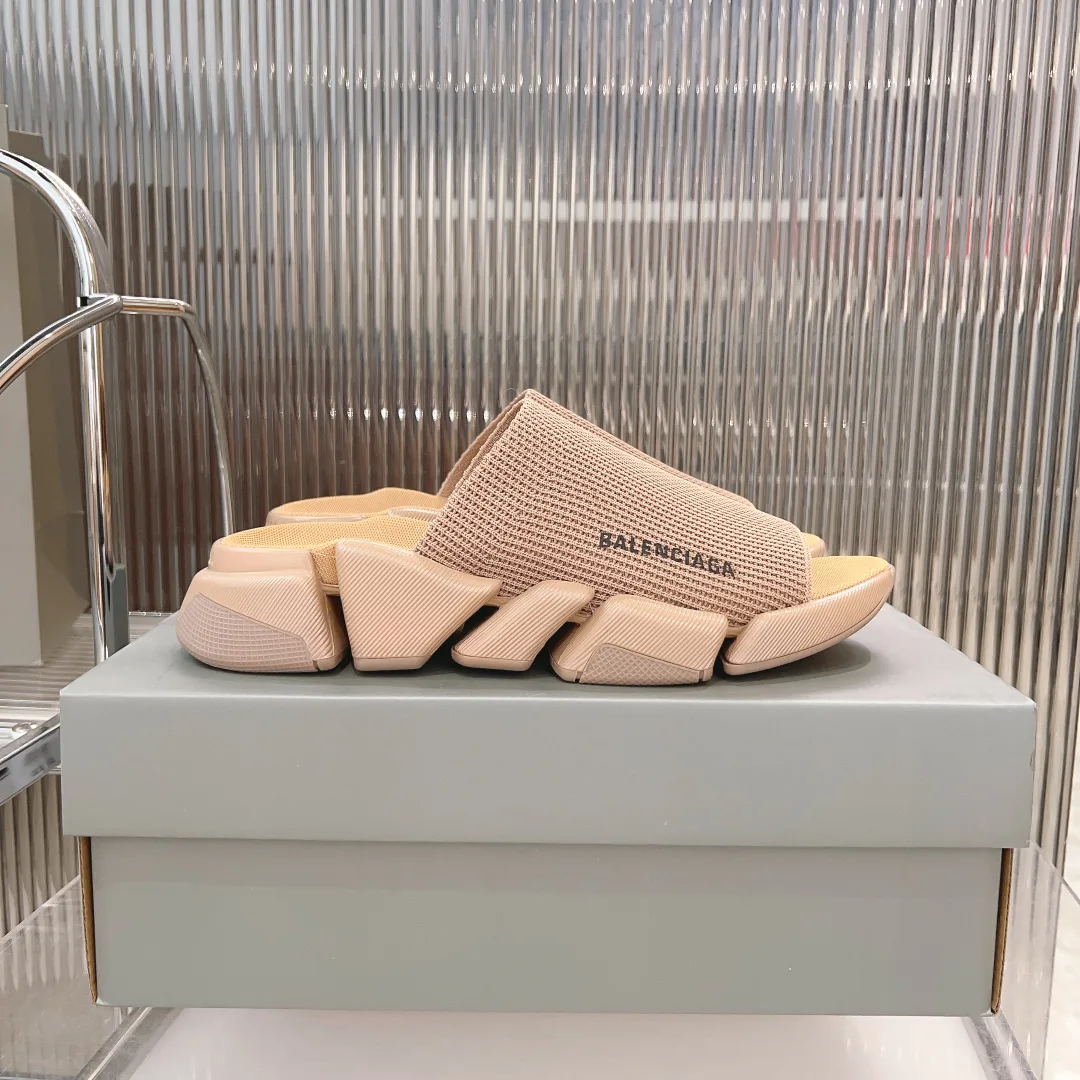 Шлепанцы Женские Balenciaga 17182658