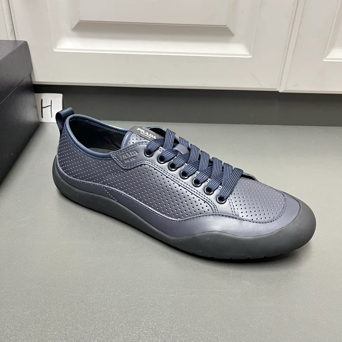 Кроссовки Мужские Prada 19417666