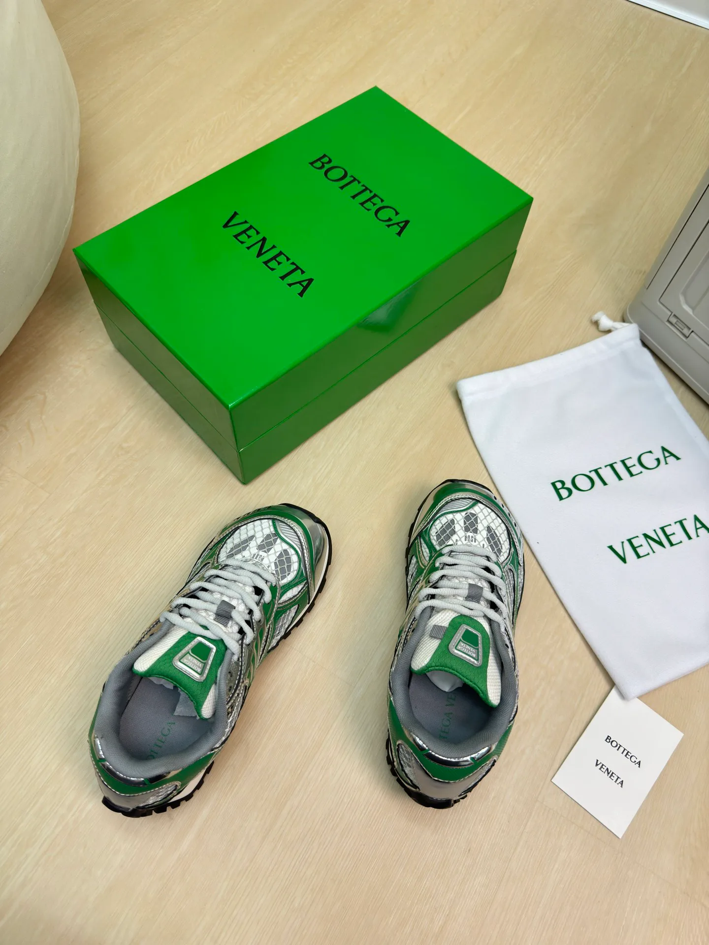 Кроссовки Женские Bottega Veneta 26995