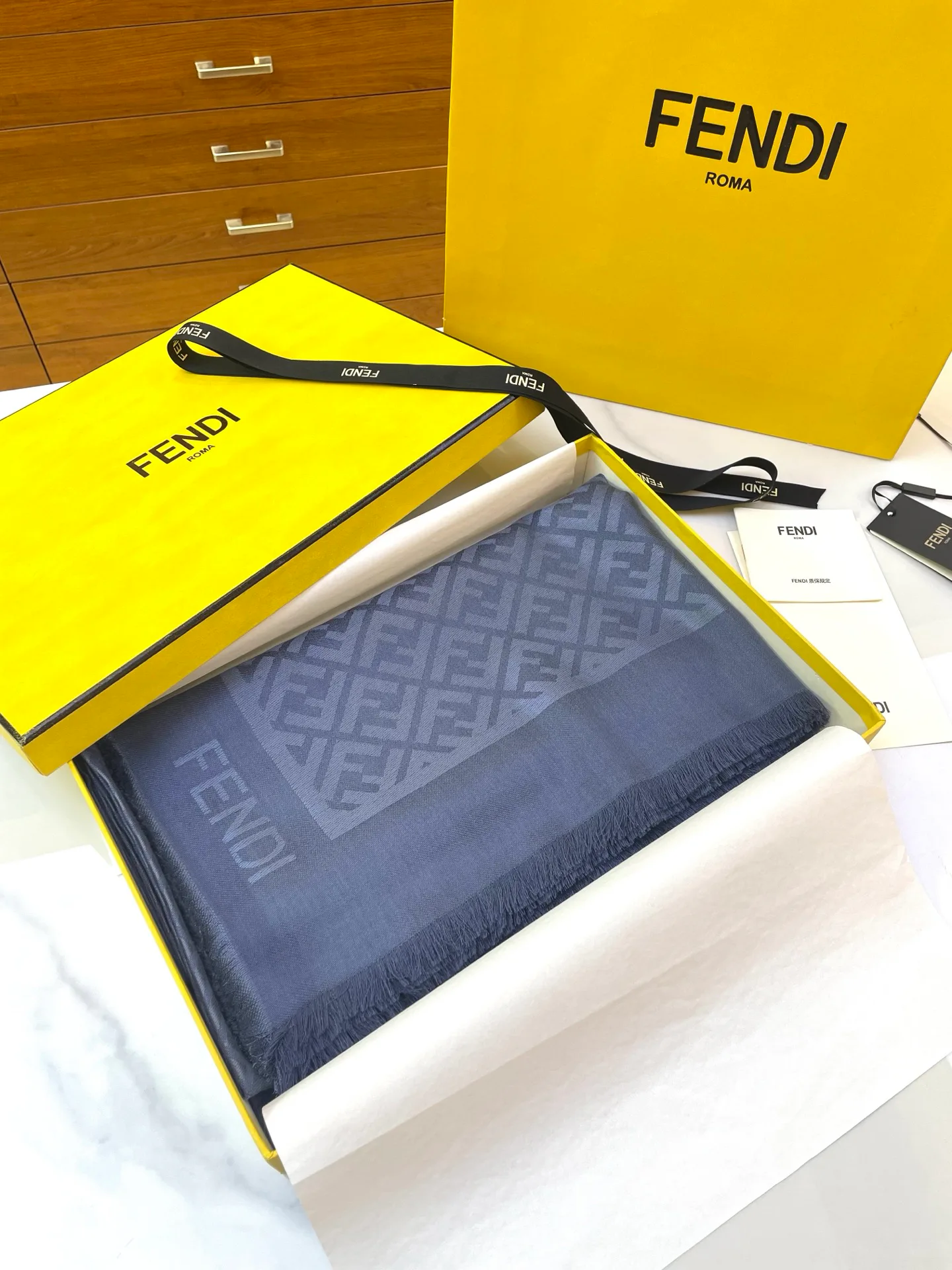 Шарфы Fendi 104728