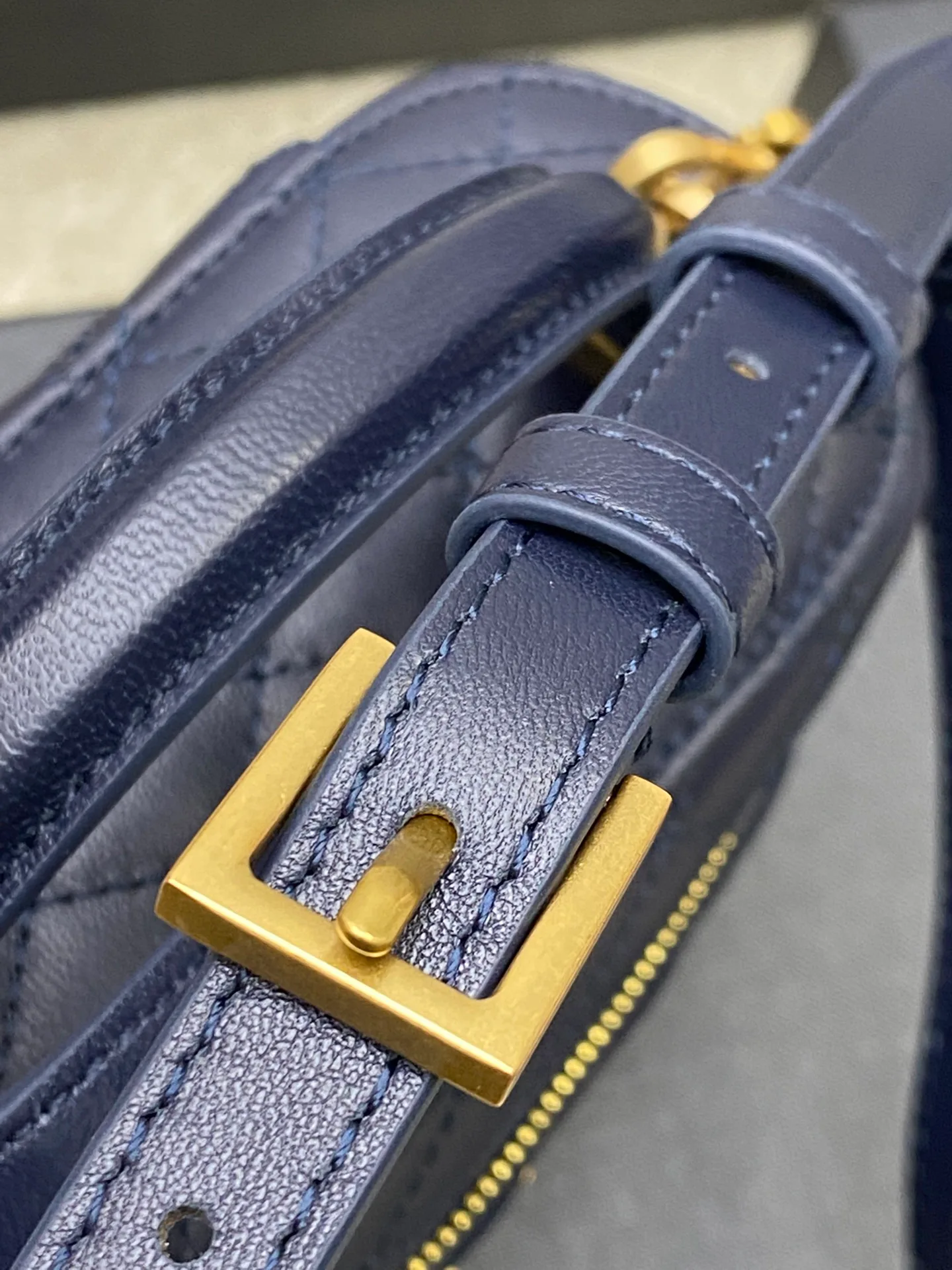 Клатчи Женские Saint Laurent 4259861