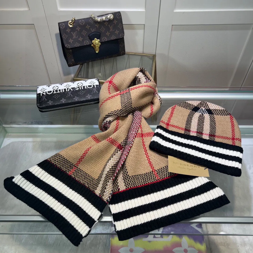 Головные Уборы Burberry 823938