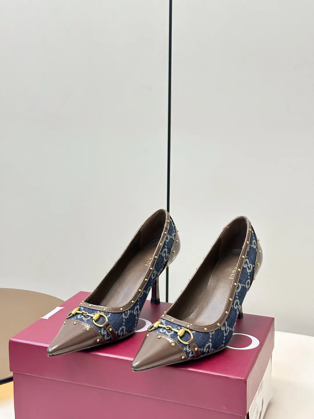 Туфли Женские Gucci 17946581