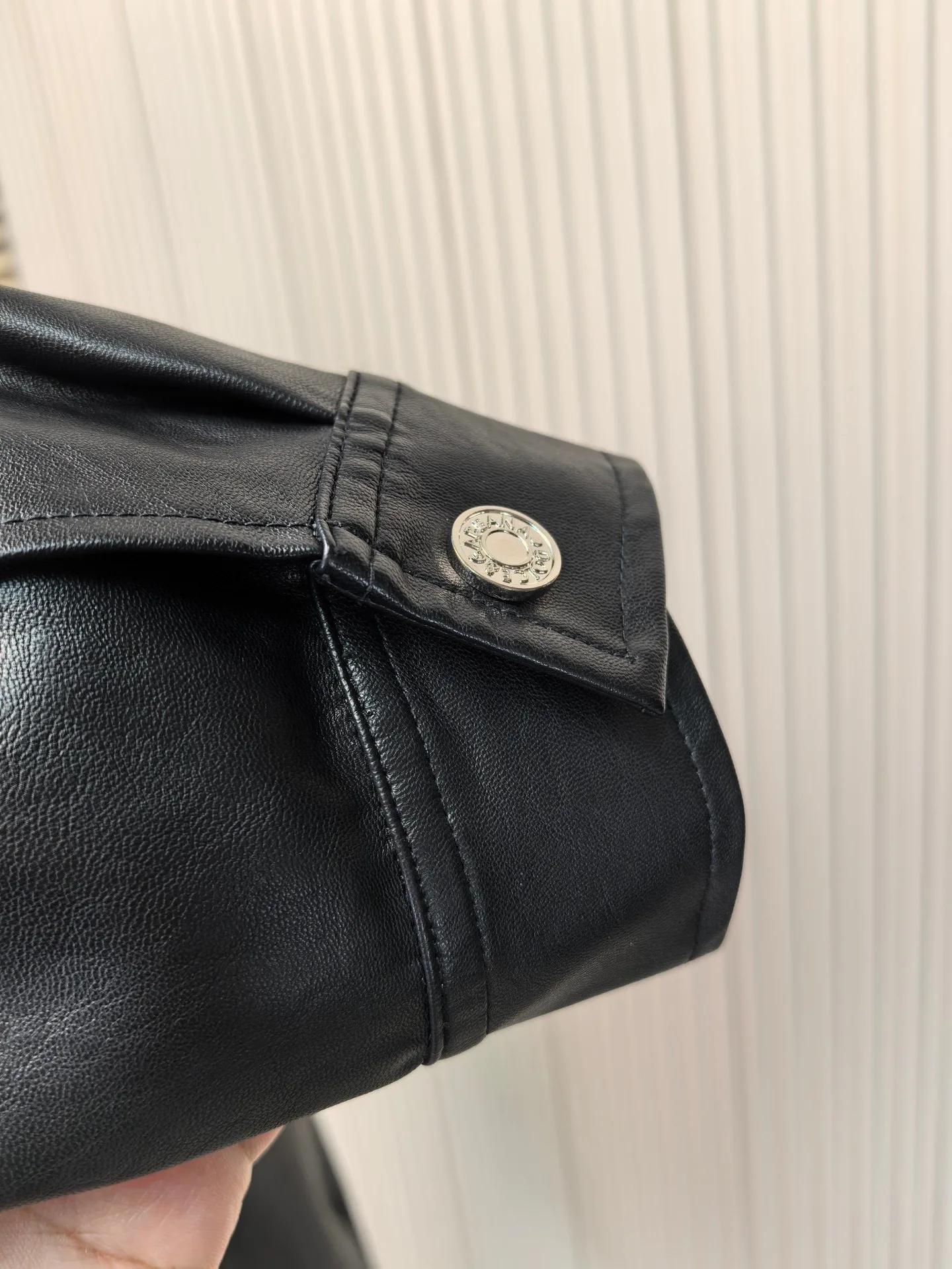 Кожаные Куртки И Дублёнки Мужские Dolce & Gabbana 11411446