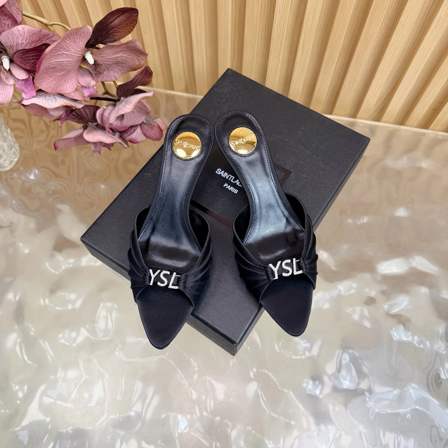 Босоножки Женские Saint Laurent 11660282
