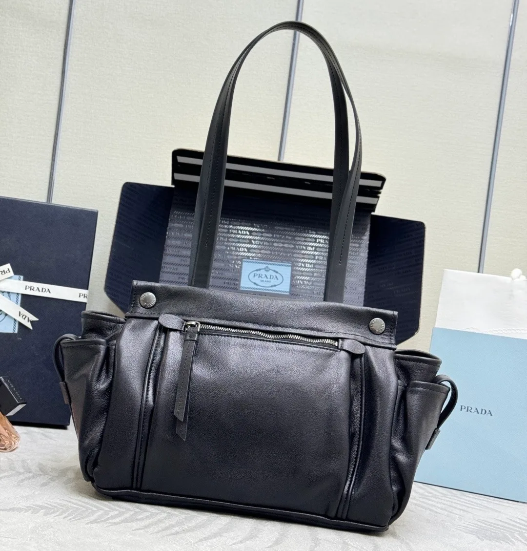 Классические Сумки Женские Prada 11520544