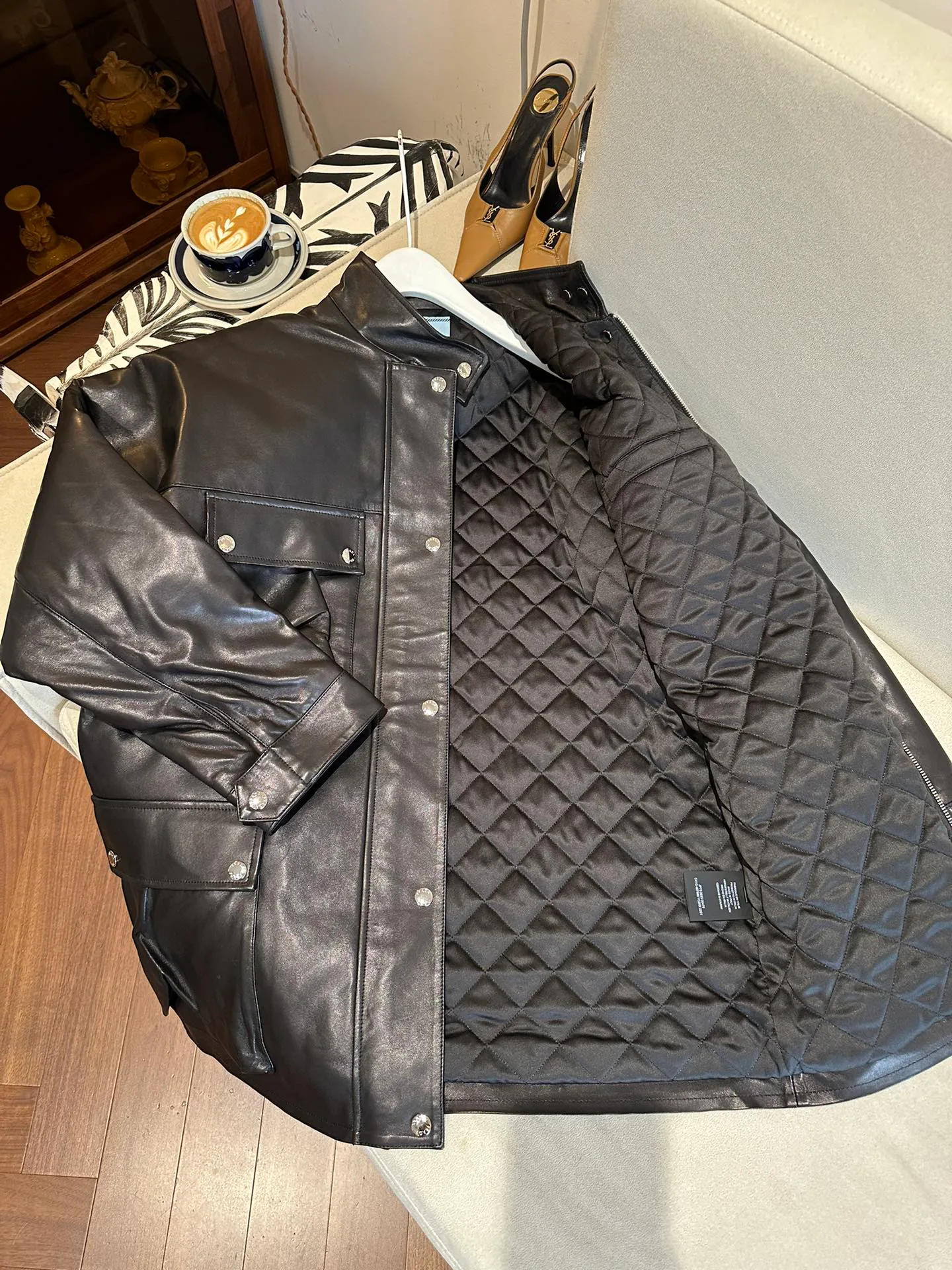 Классические Сумки Женские Prada 11491690