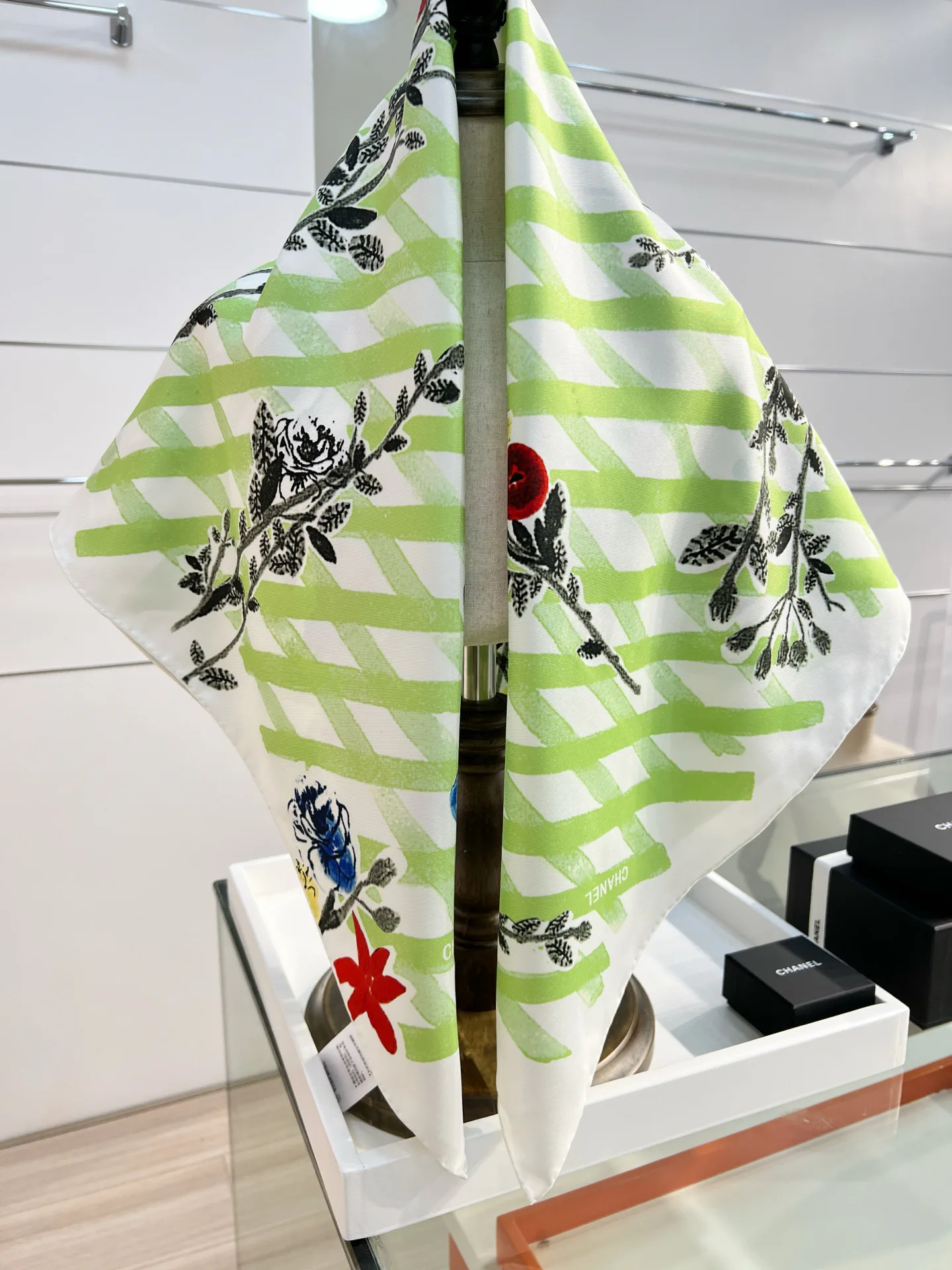 Платки Chanel 11445229