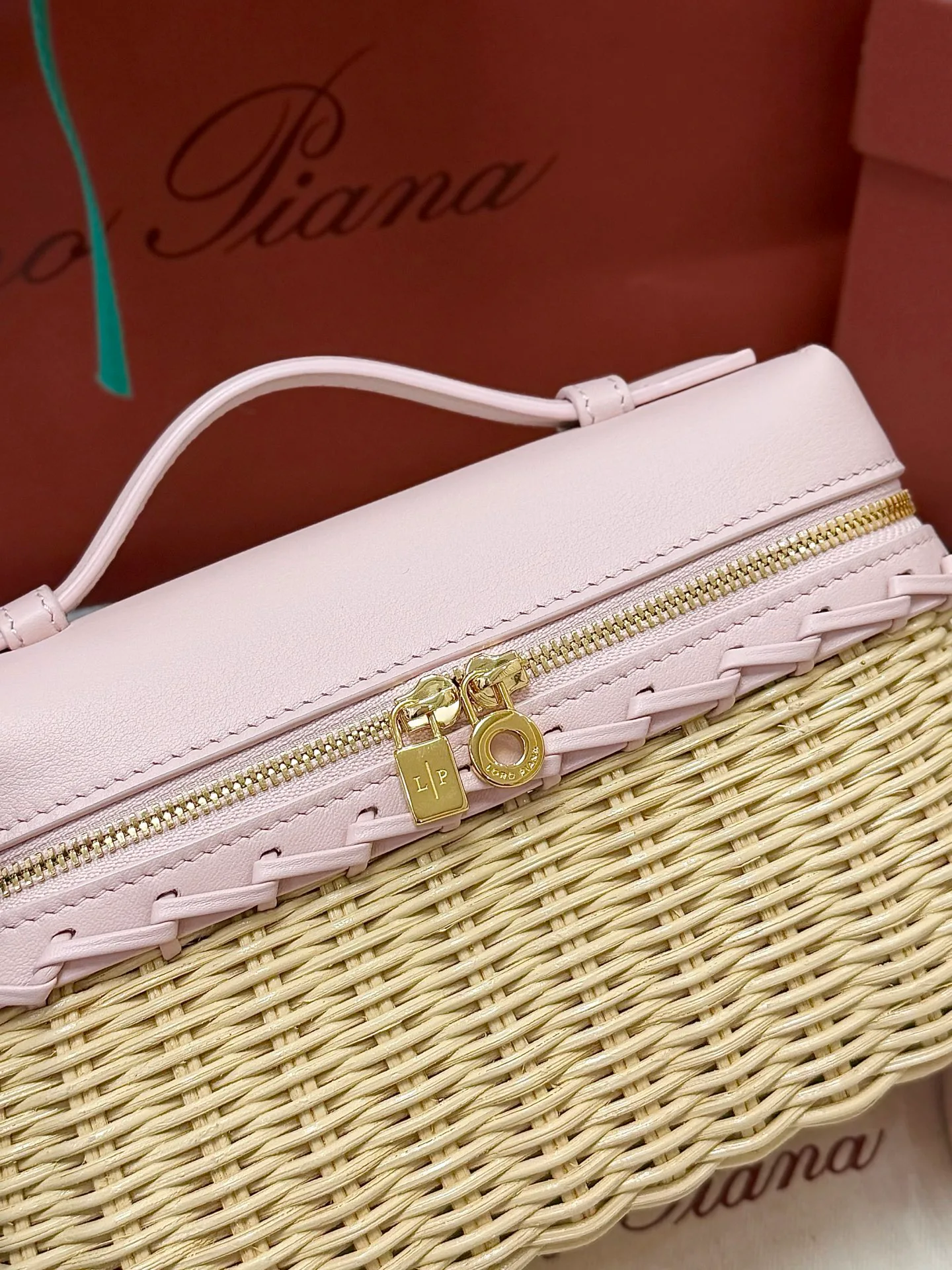 Классические Сумки Женские Loro Piana 17565026