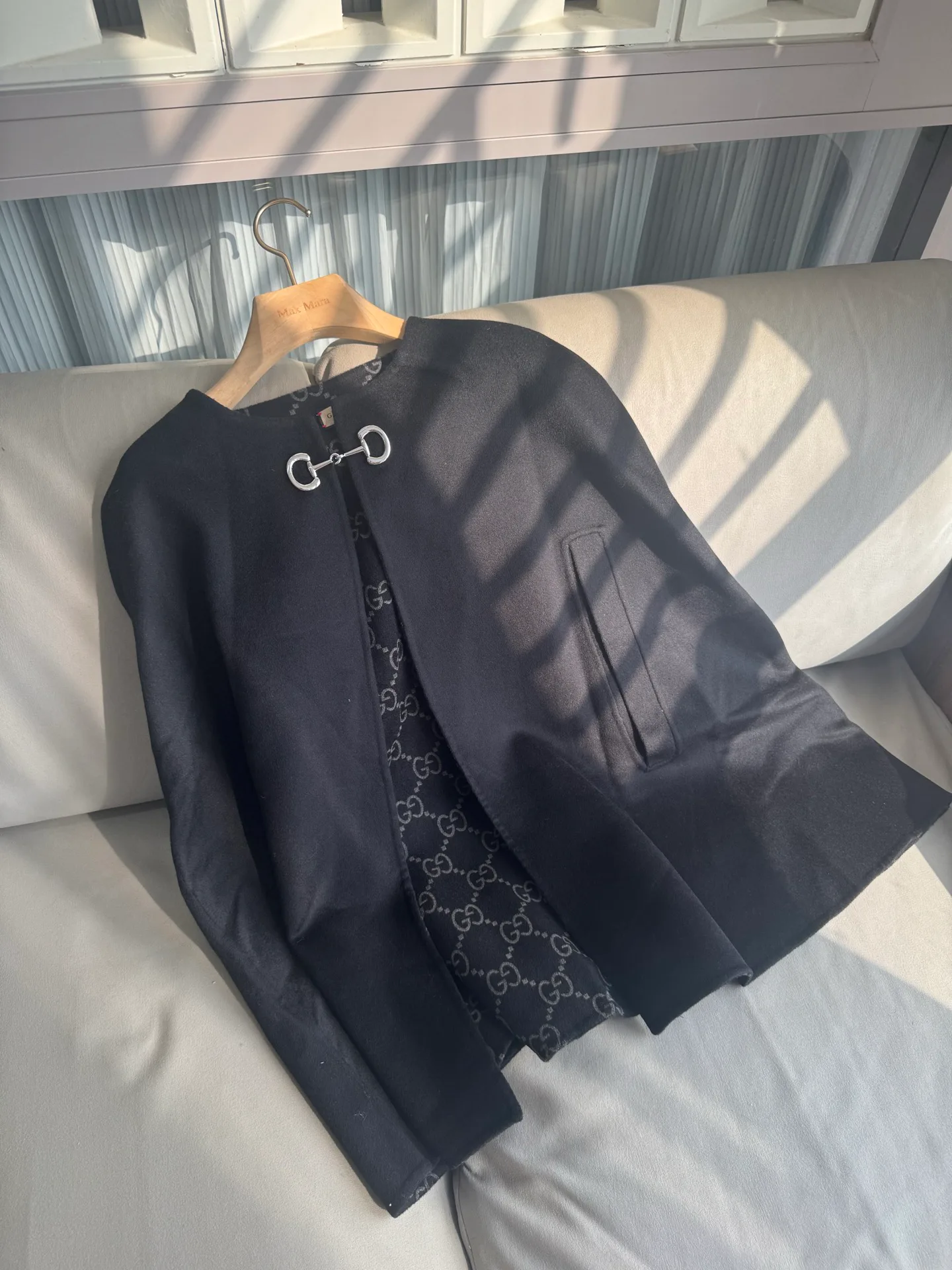 Пальто Женские Gucci 18361603