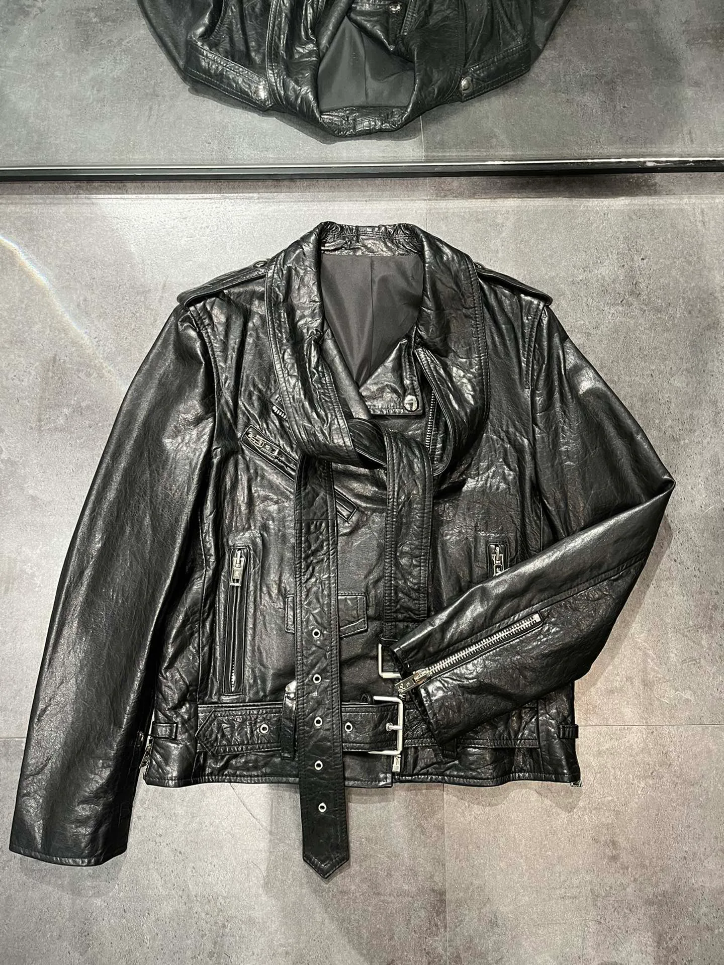 Кожаные Куртки И Дублёнки Женские Alexander Mcqueen 10088542