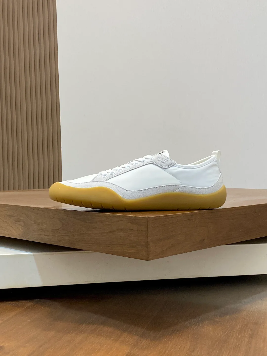 Кроссовки Мужские Prada 12621310