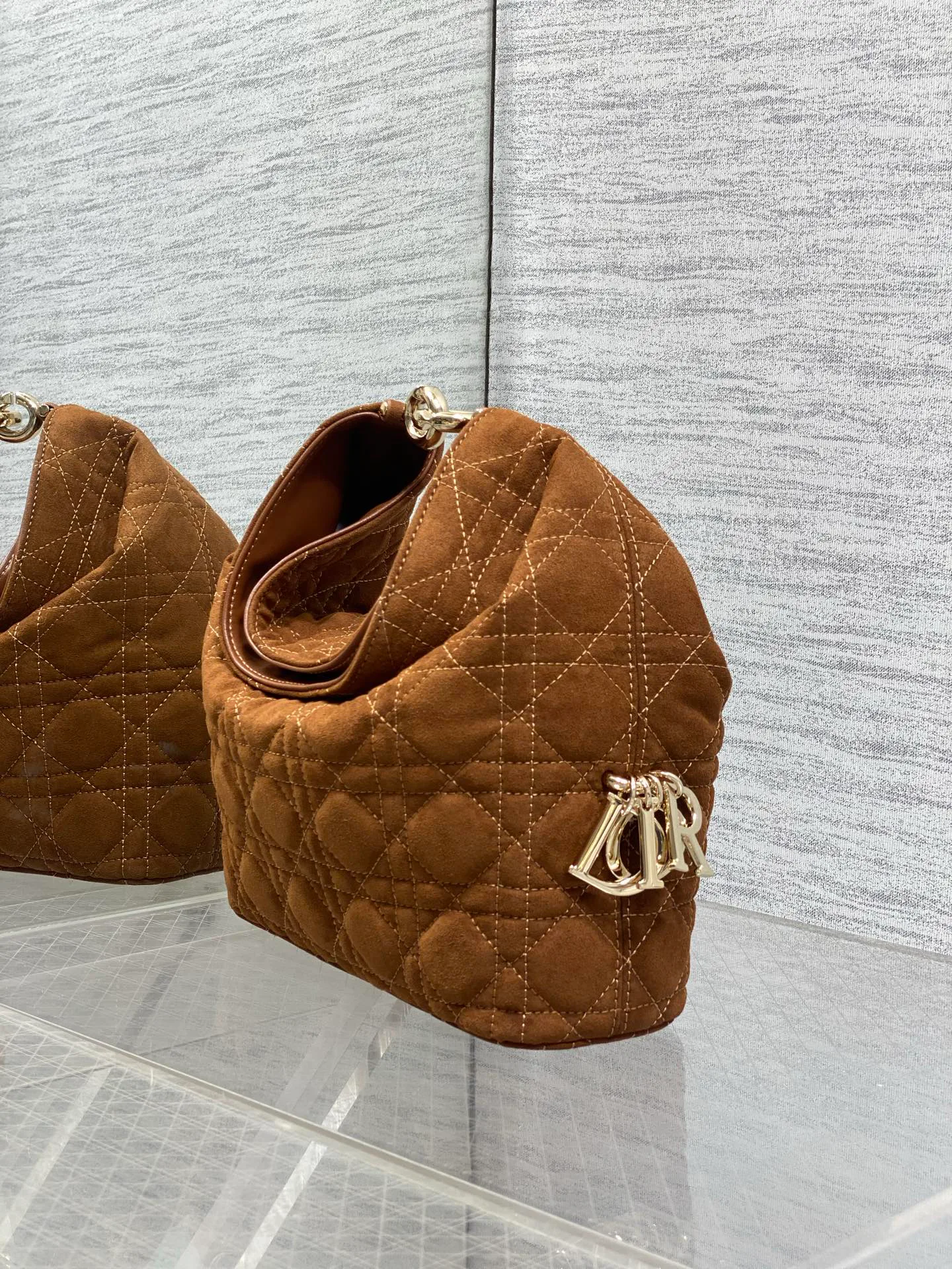 Классические Сумки Женские Christian Dior 18242091