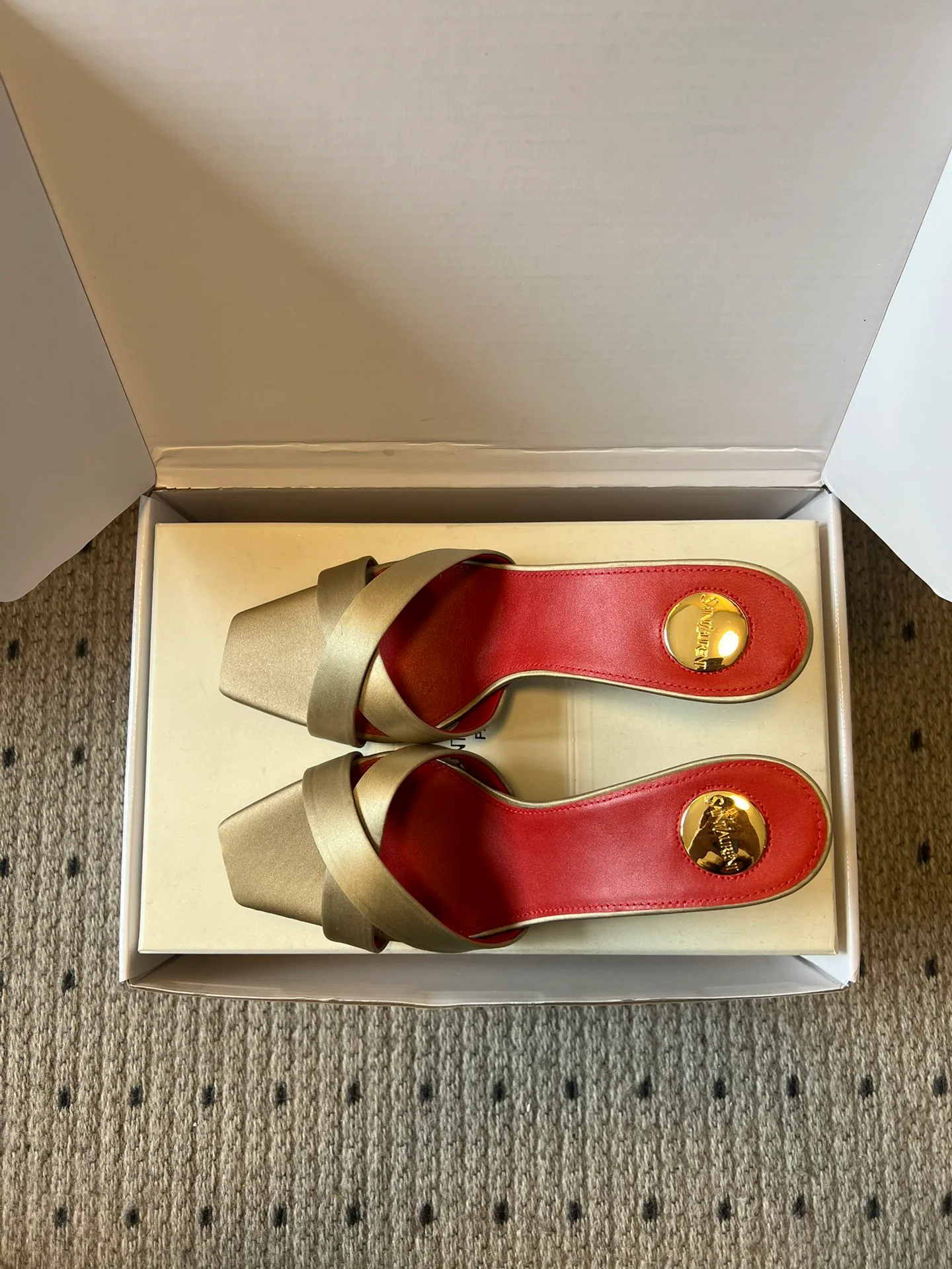 Босоножки Женские Saint Laurent 10835542