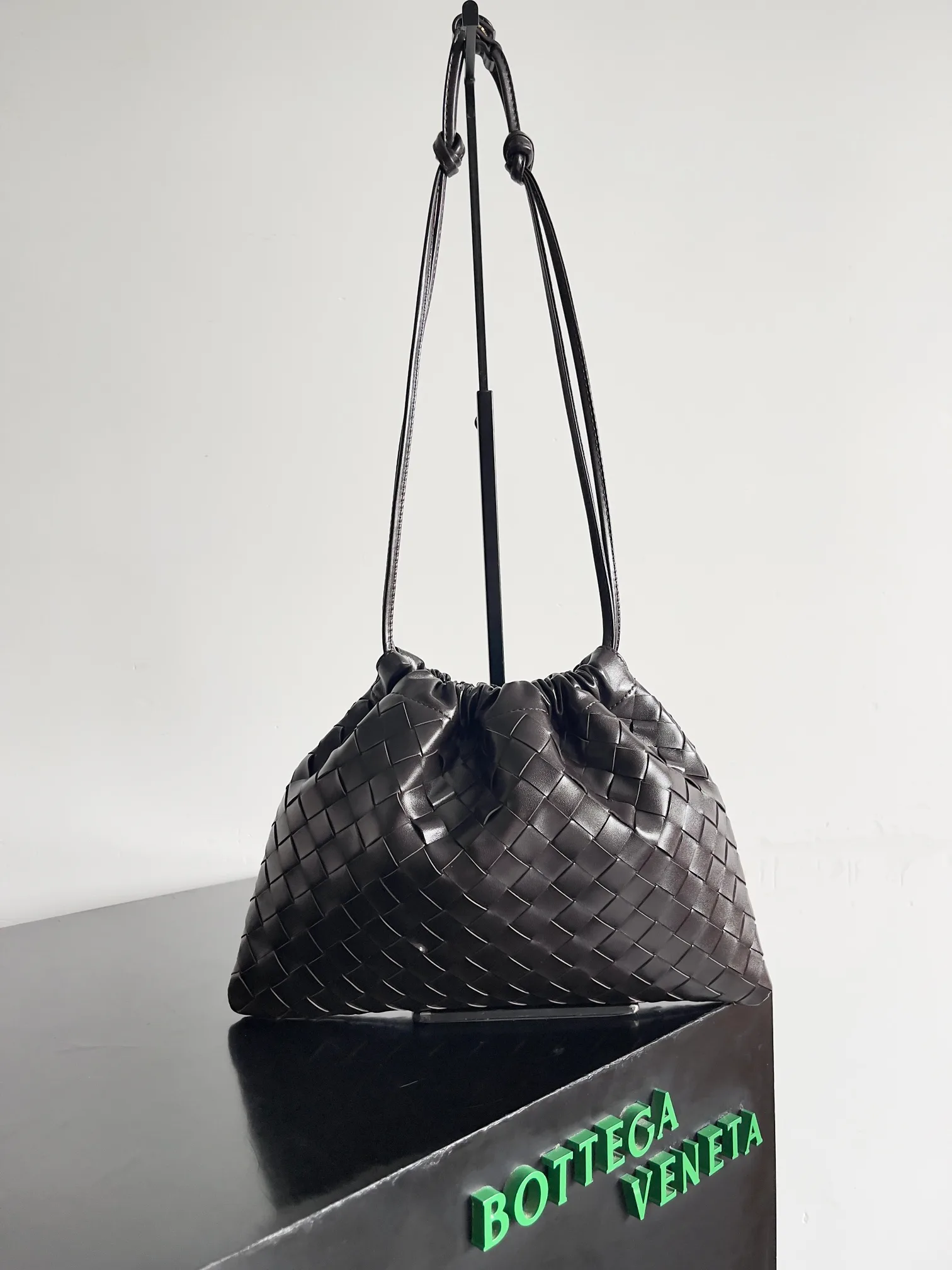 Сумки На Ремне Женские Bottega Veneta 11255476
