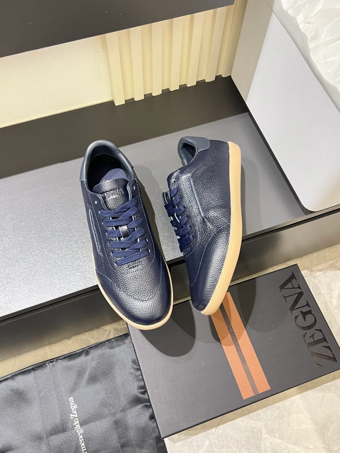 Кроссовки Женские Zegna 18514877