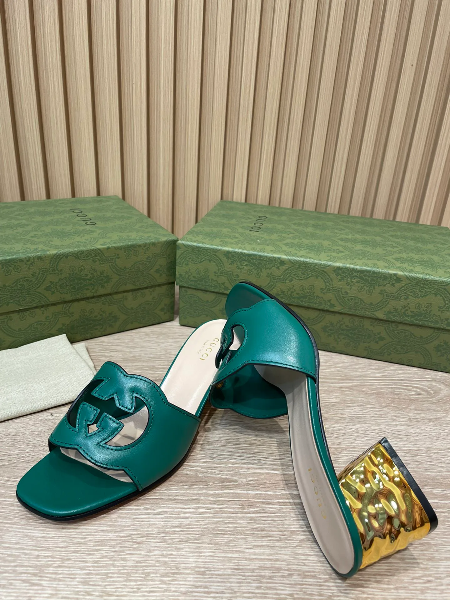 Босоножки Женские Gucci 11570