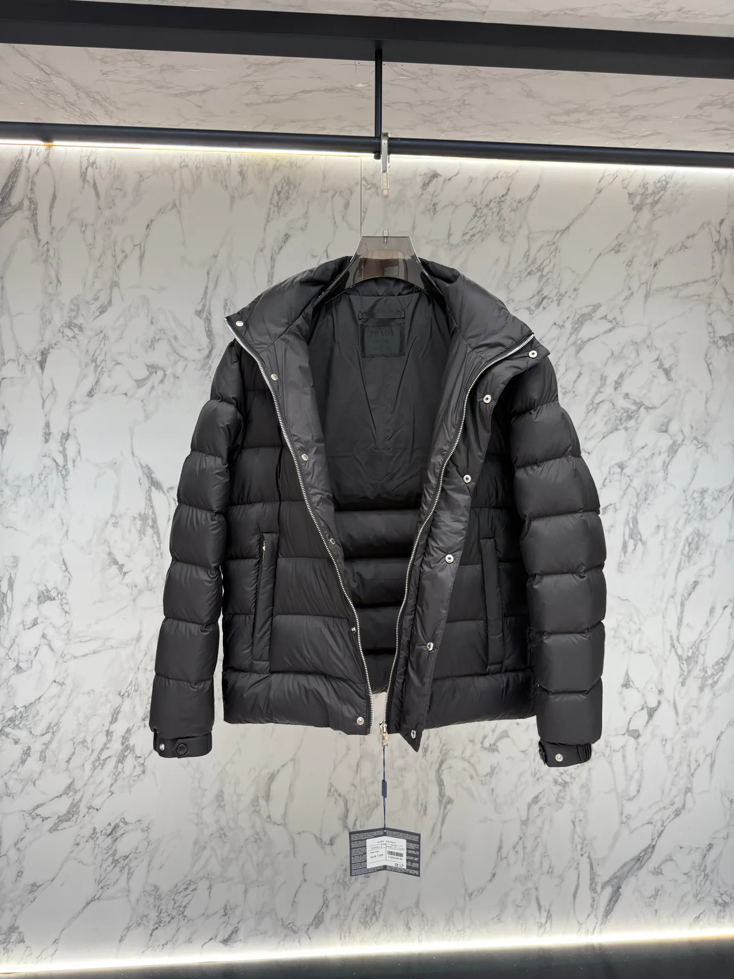 Куртки И Пуховики Женские Prada 18681329