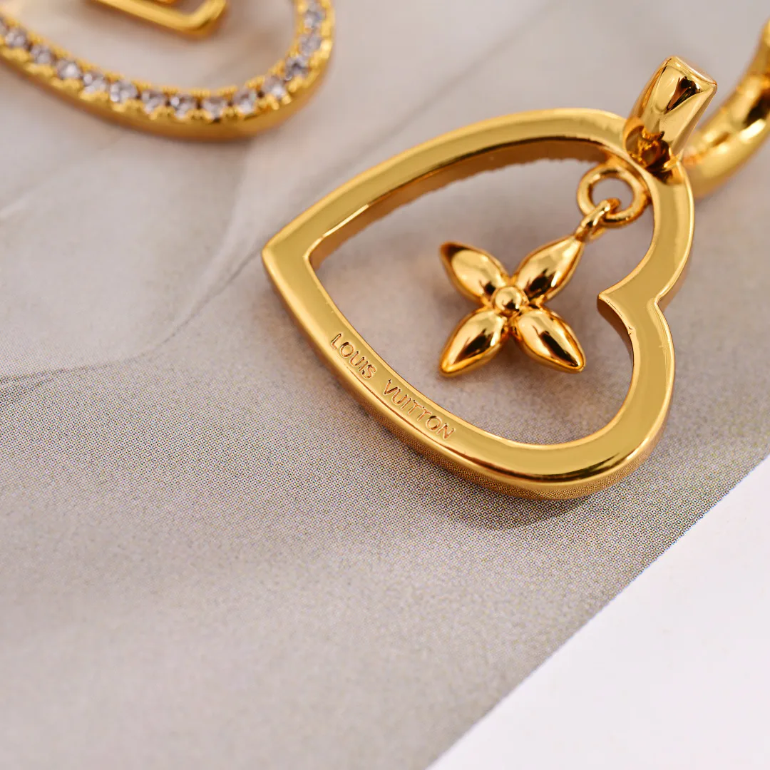 Бижутерия Louis Vuitton 109929