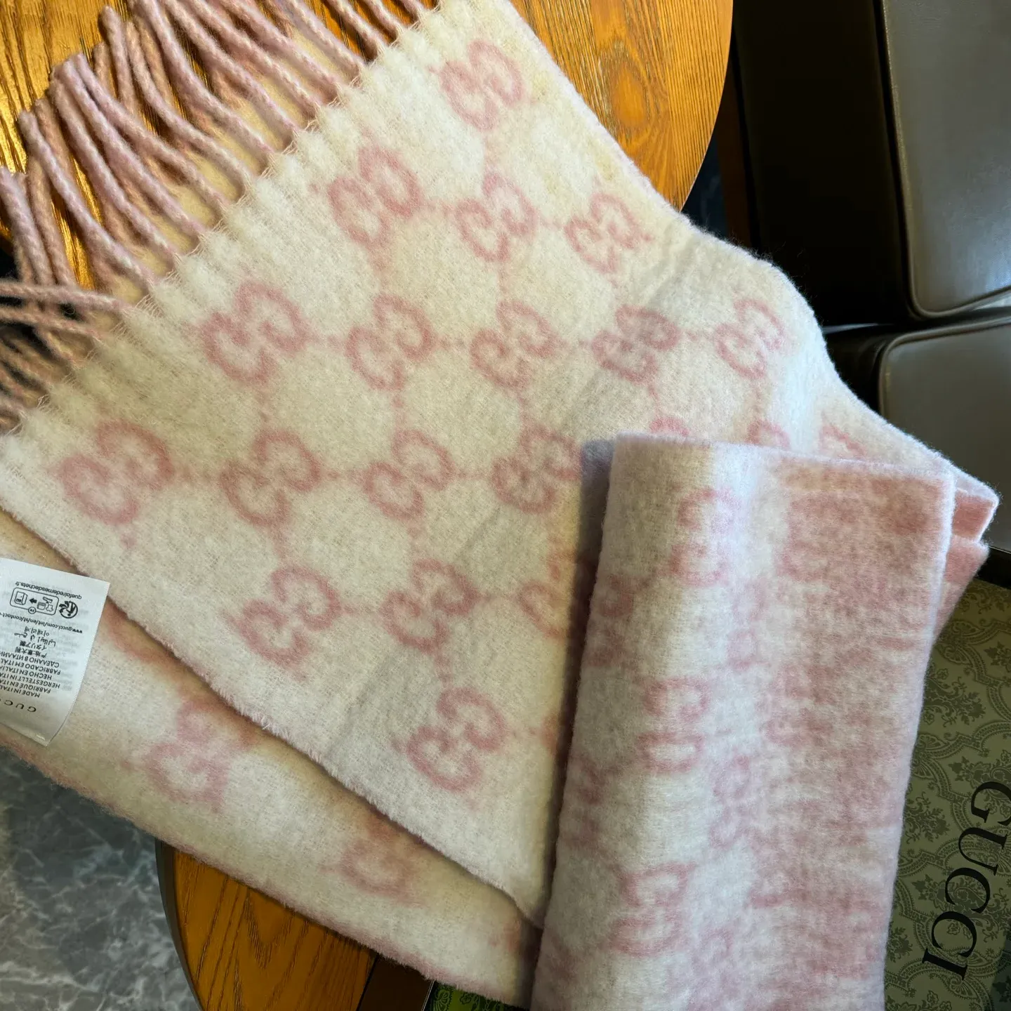 Шарфы Gucci 964489