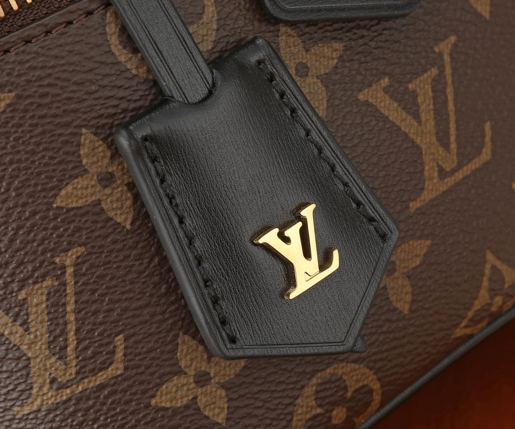 Сумки На Ремне Женские Louis Vuitton 5287