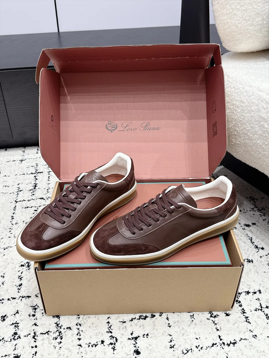 Кроссовки Женские Loro Piana 18133334