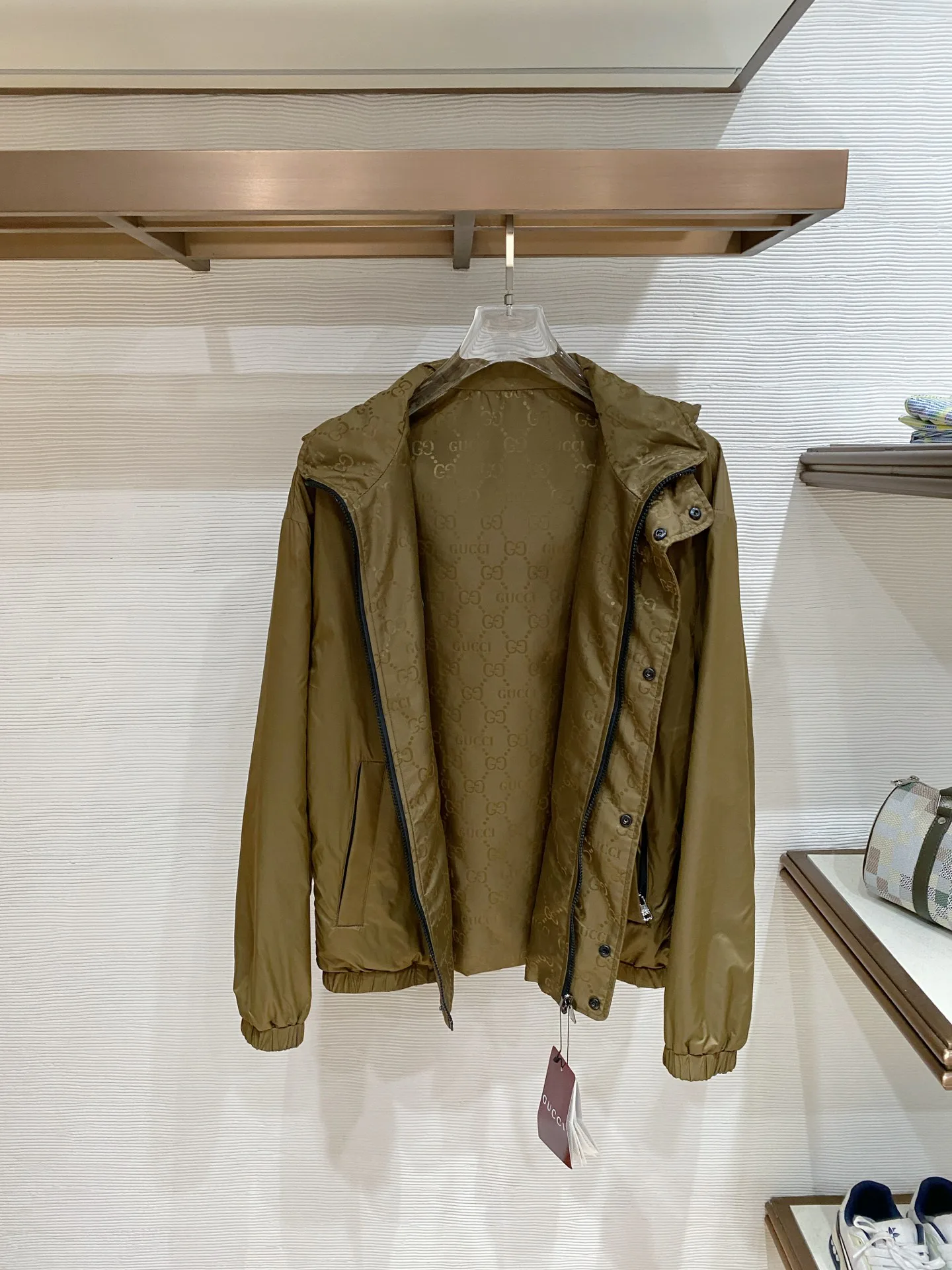 Куртки И Пуховики Мужские Gucci 10300298