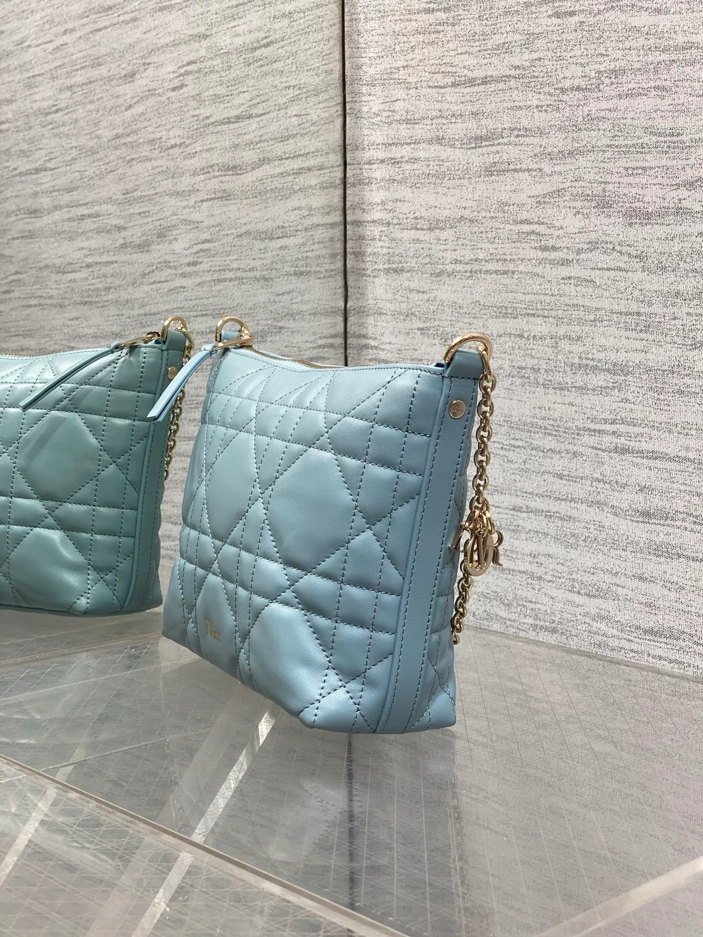 Классические Сумки Женские Christian Dior 17629543