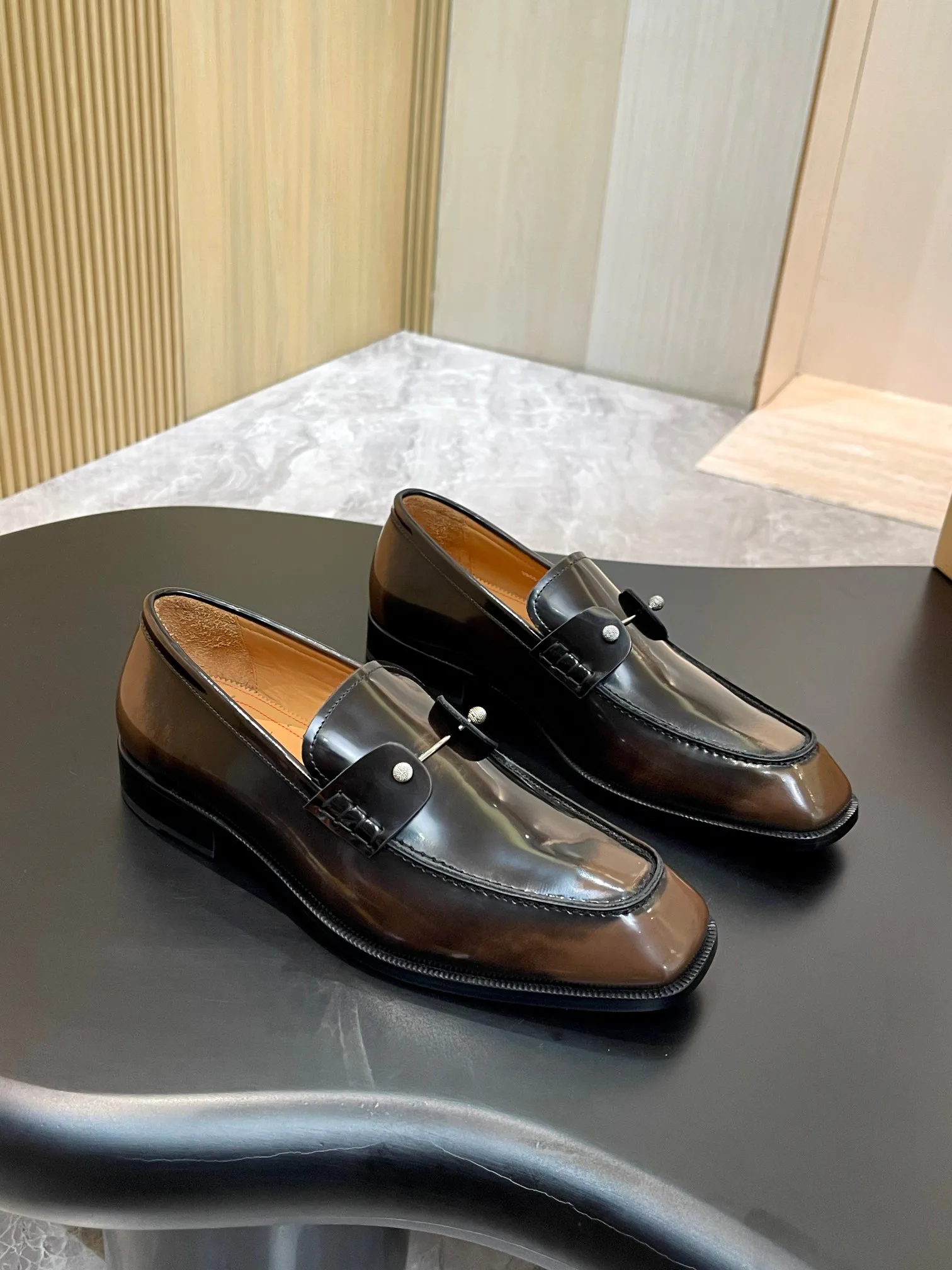 Лоферы И Туфли Мужские Christian Louboutin 18119128