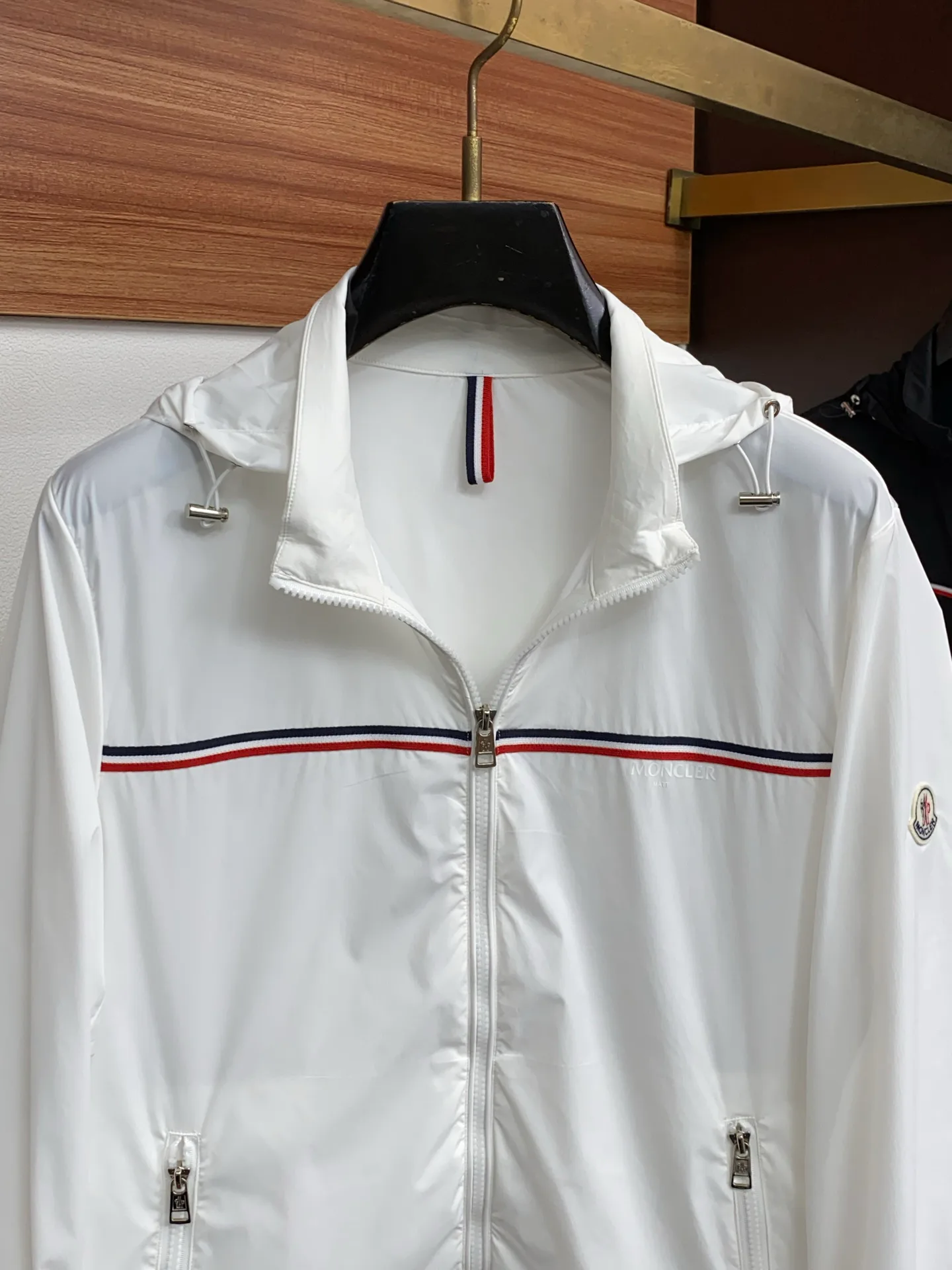 Куртки И Пуховики Мужские Moncler 17510127