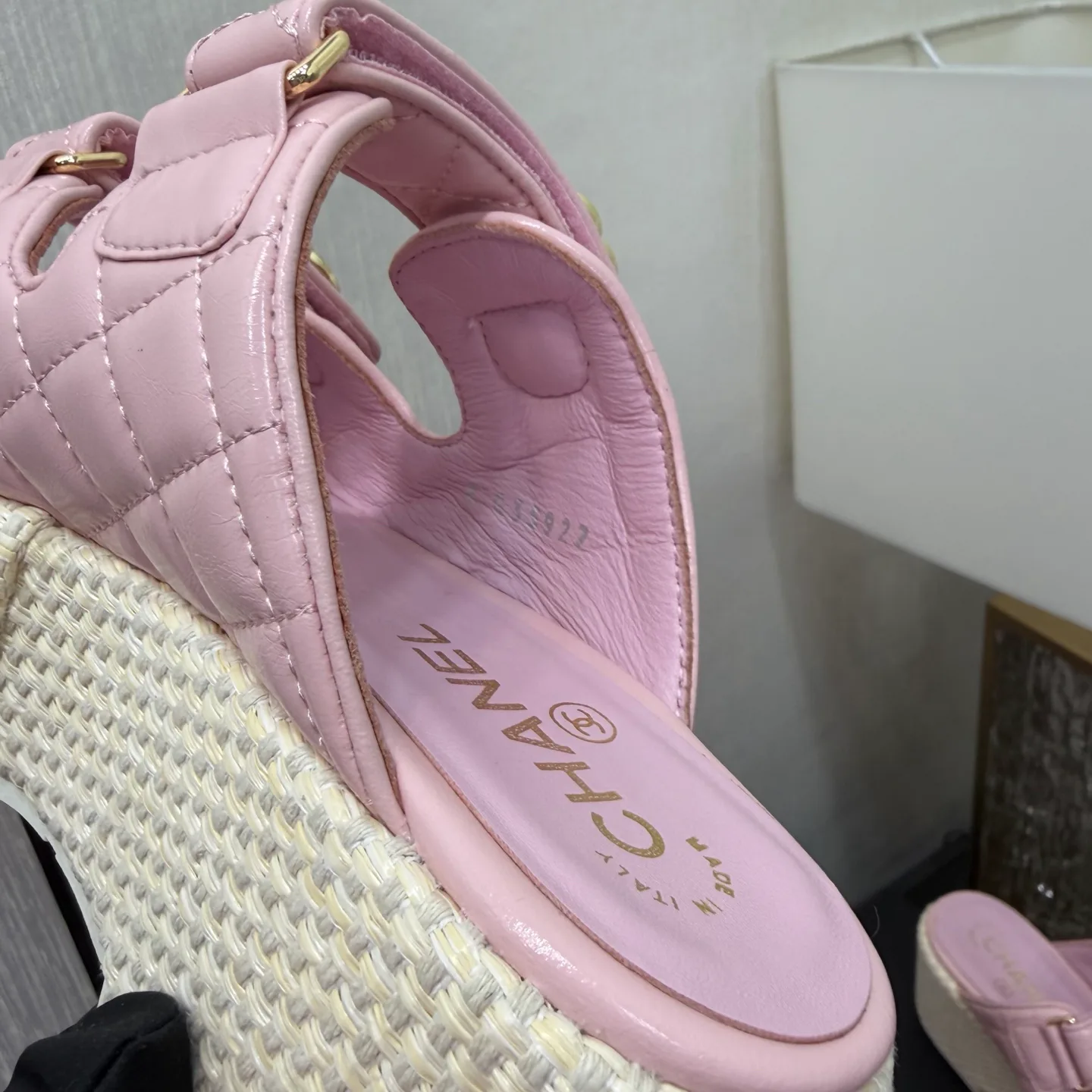 Босоножки Женские Chanel 11579261