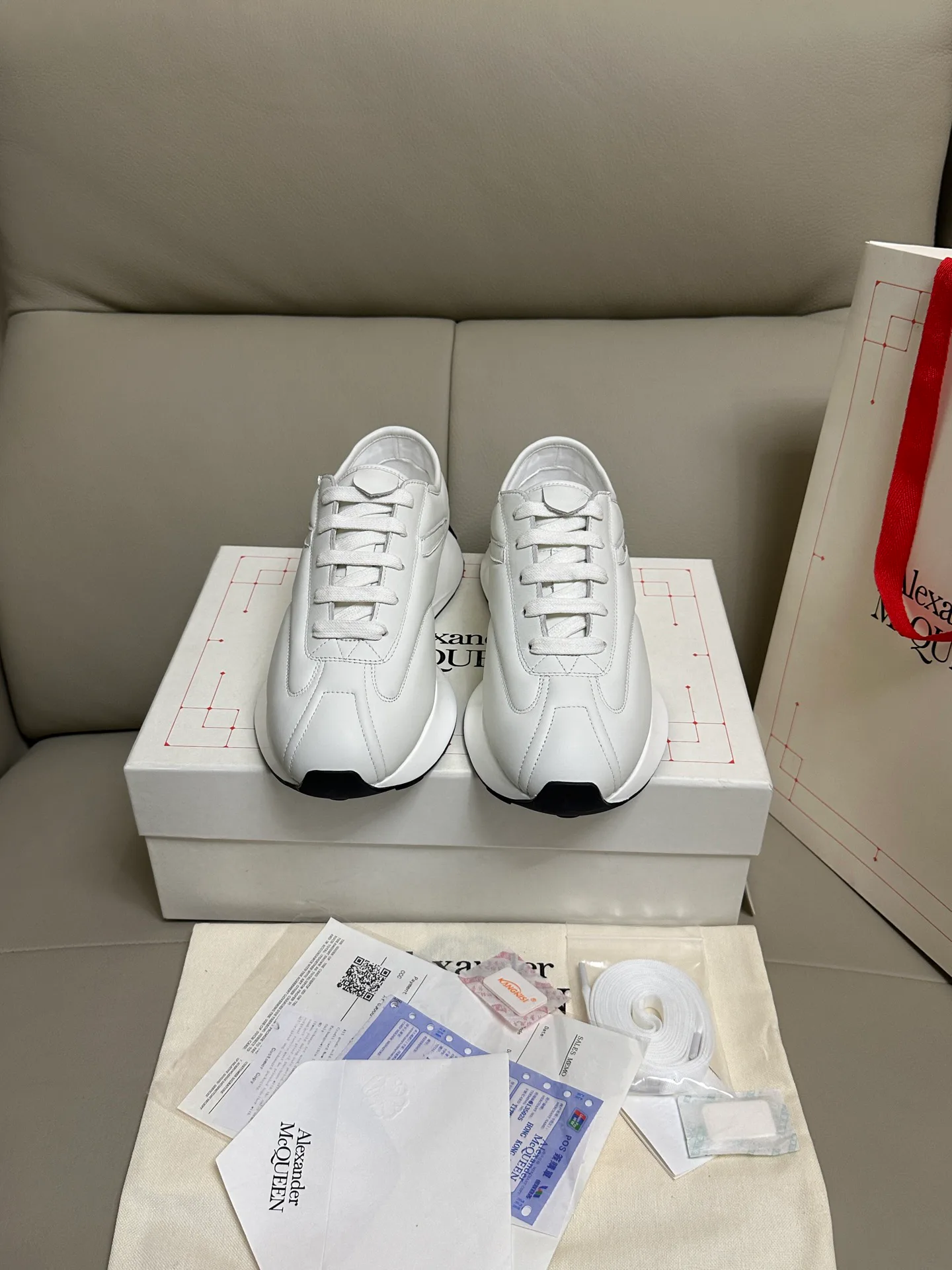 Кроссовки Женские Alexander Mcqueen 18465143