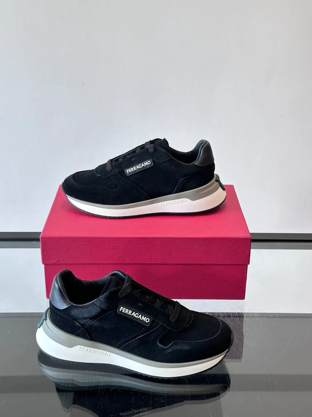 Кроссовки Мужские Salvatore Ferragamo 367243