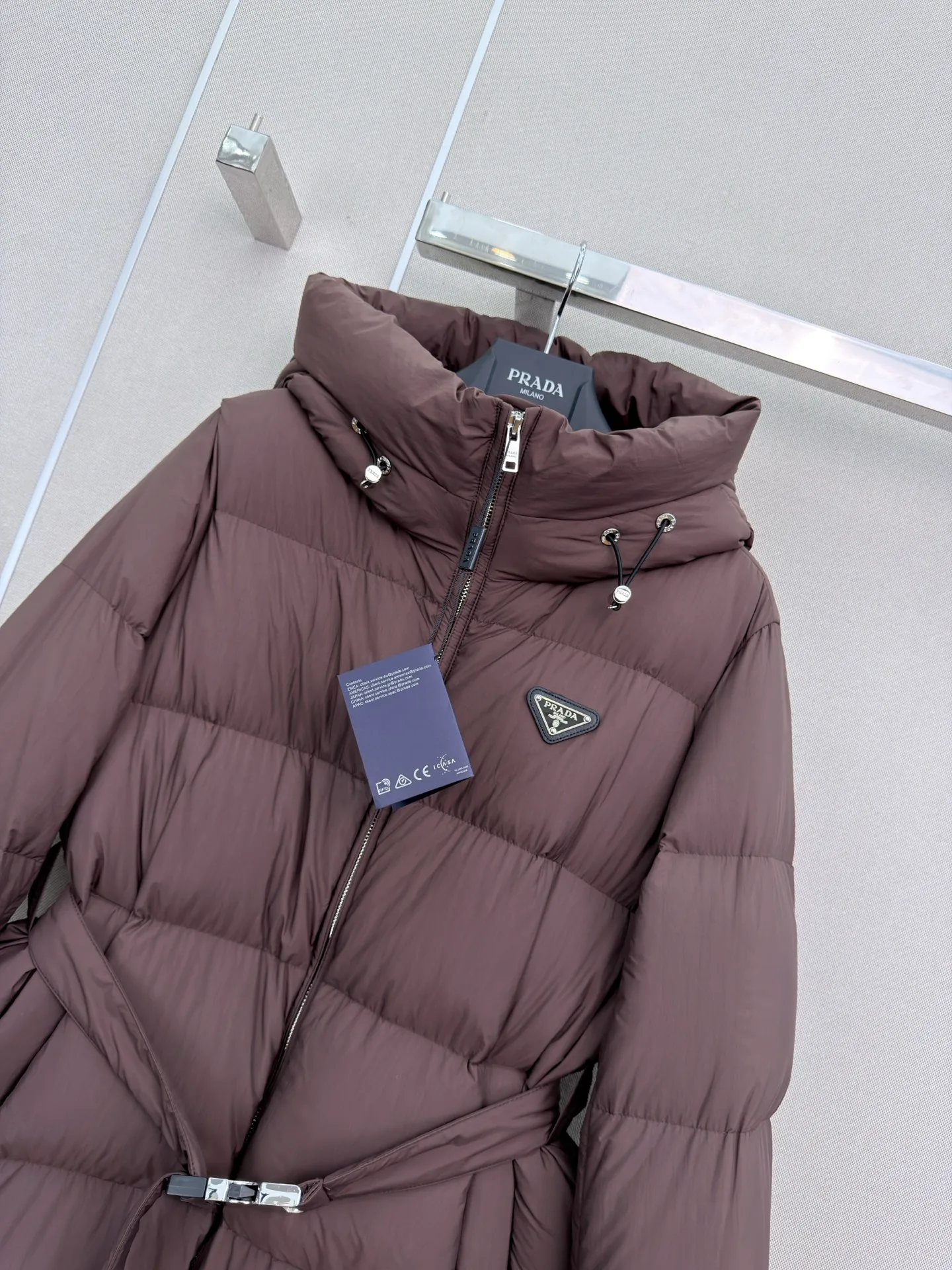 Куртки И Пуховики Женские Prada 18185801