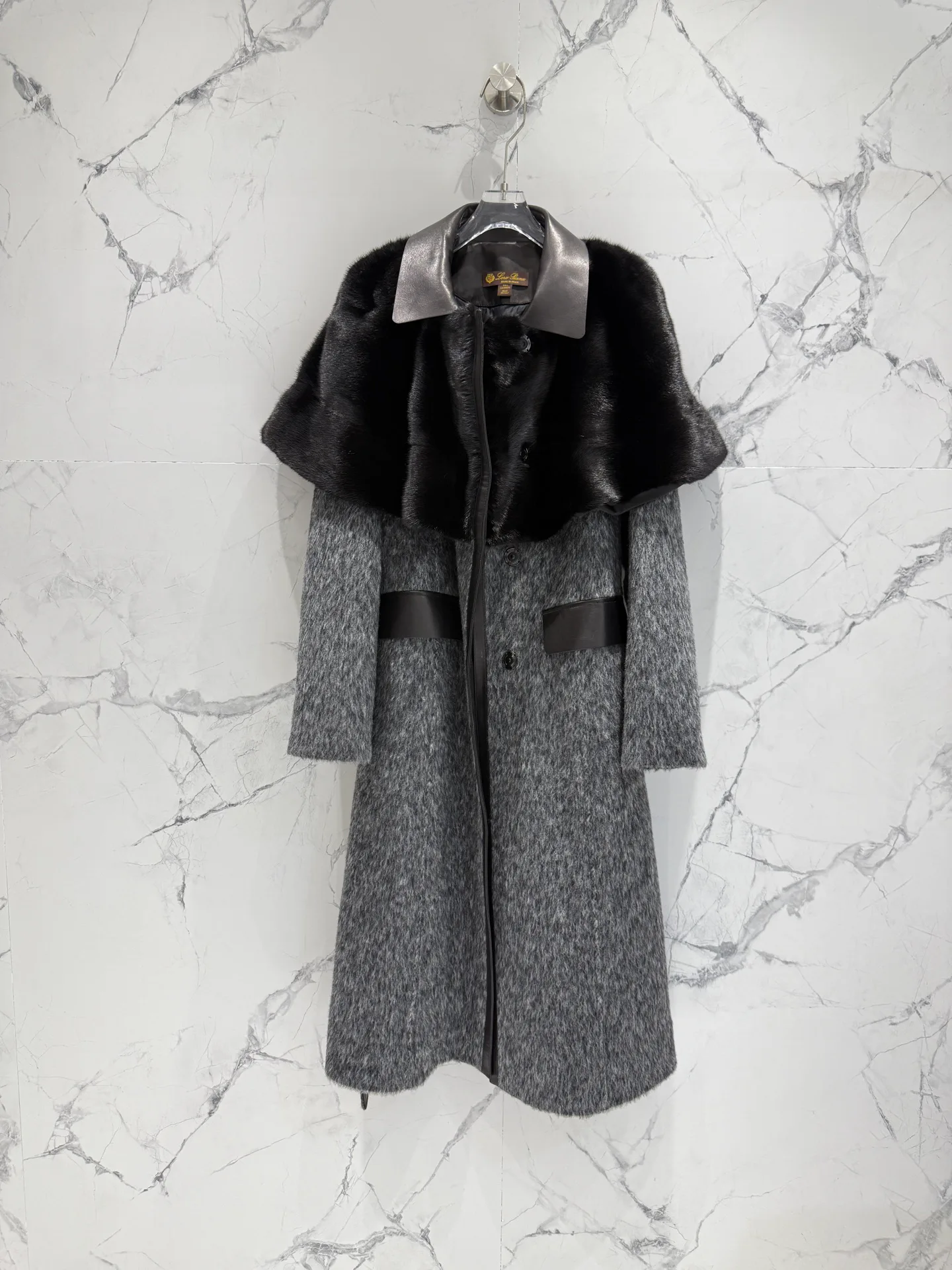 Шубы Женские Loro Piana 1137626