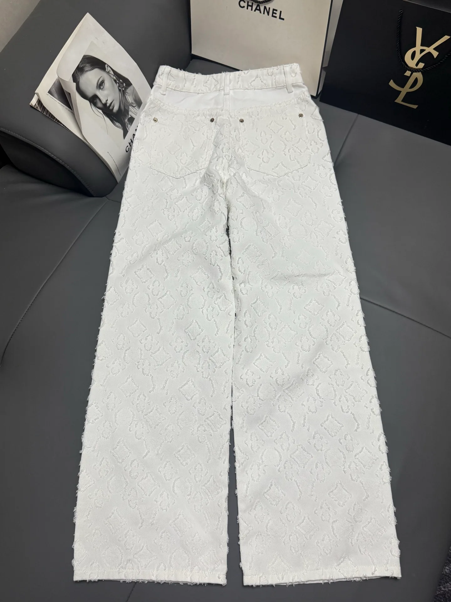 Джинсы Женские Louis Vuitton 18671336