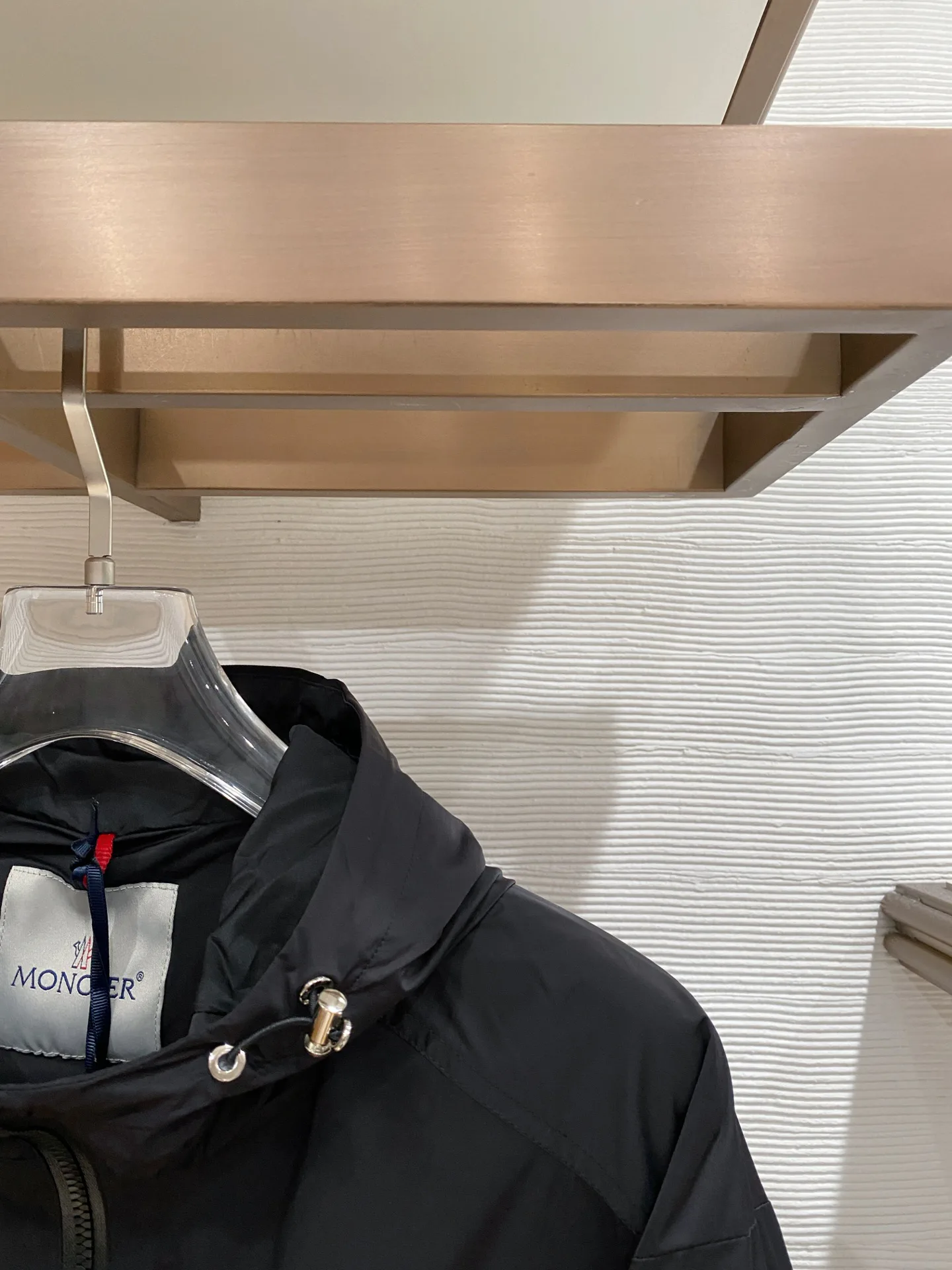 Куртки И Пуховики Мужские Moncler 11504100