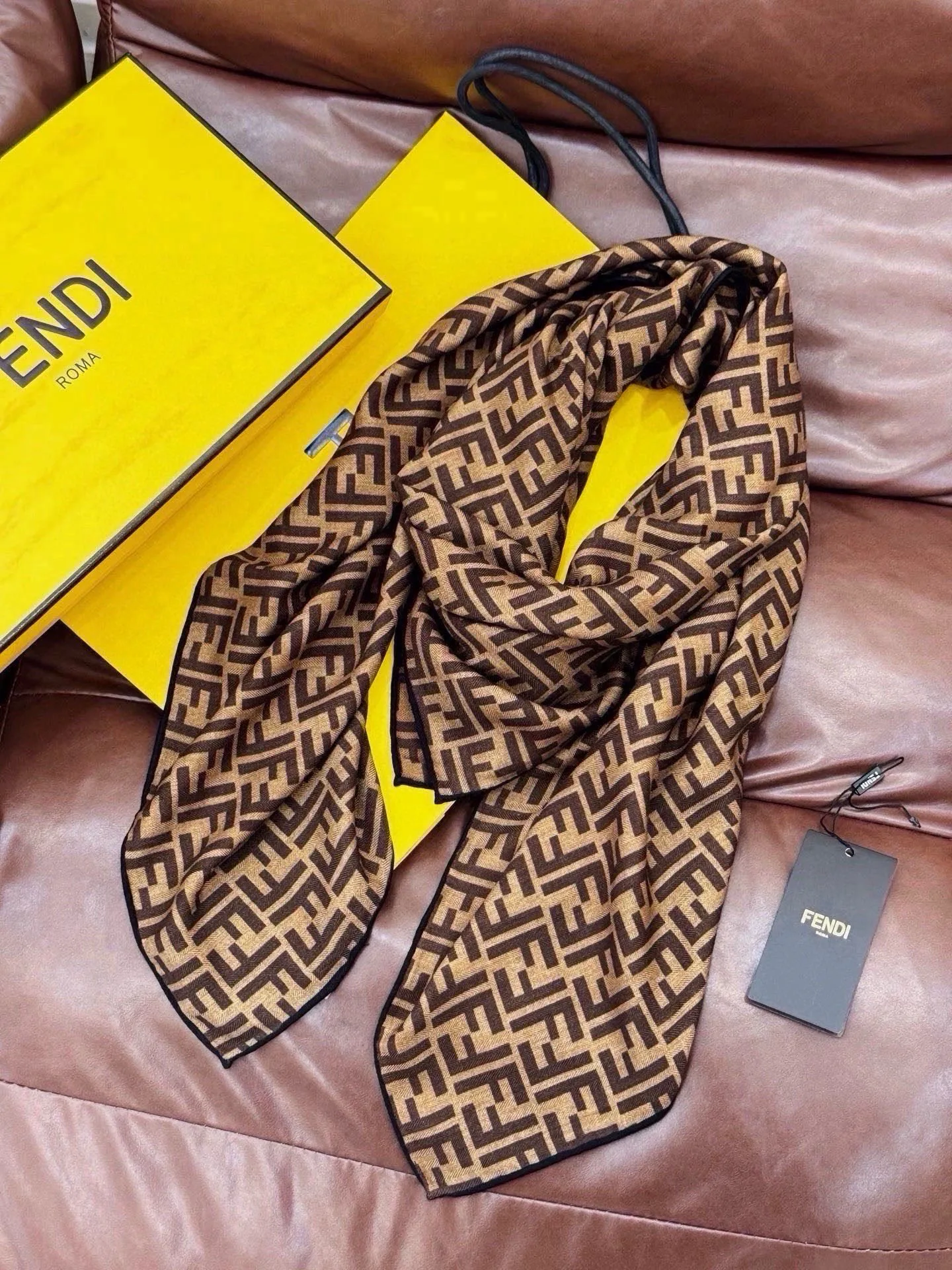 Шарфы Fendi 17631777