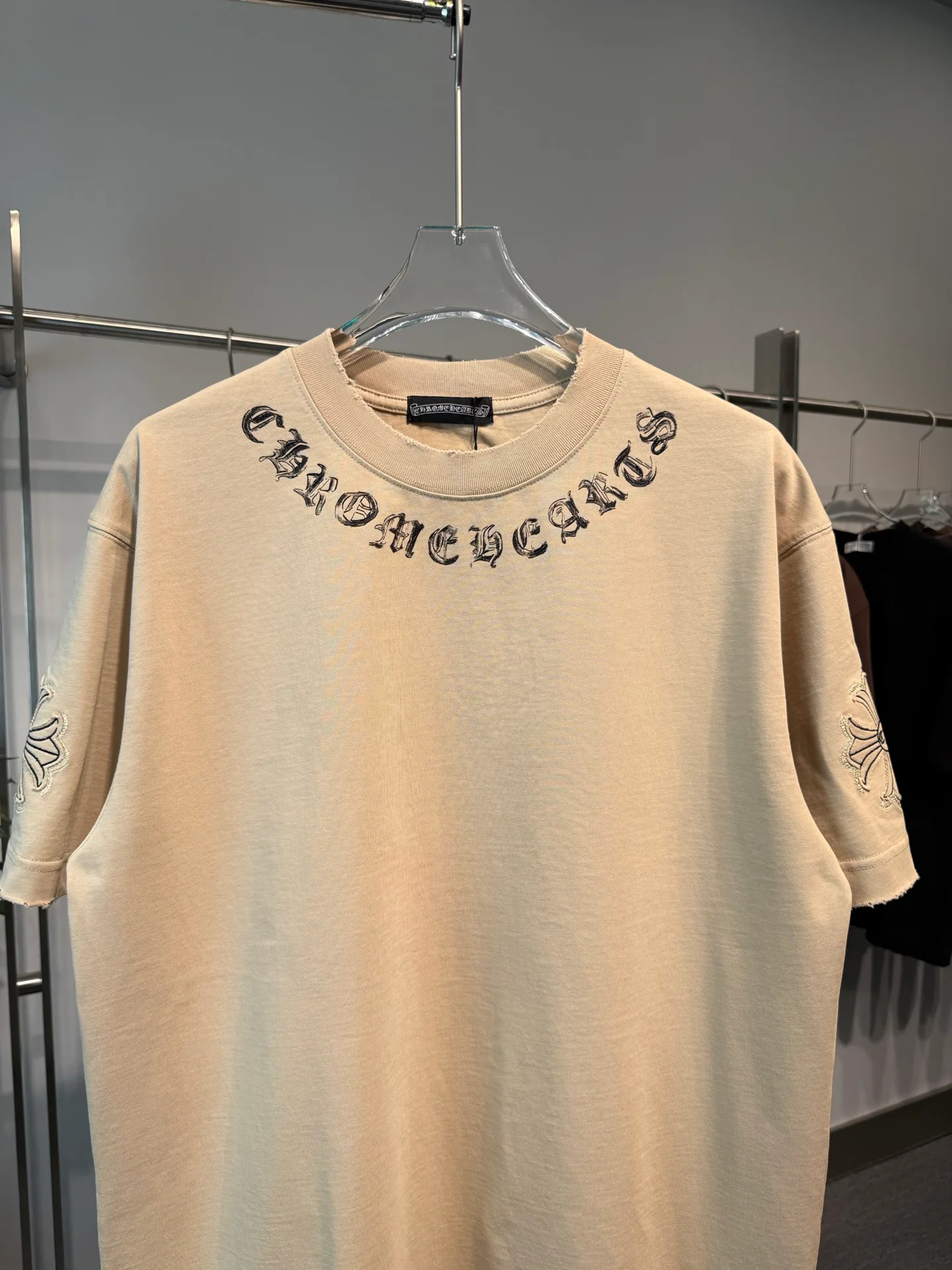 Футболки Женские Chrome Hearts 11528654