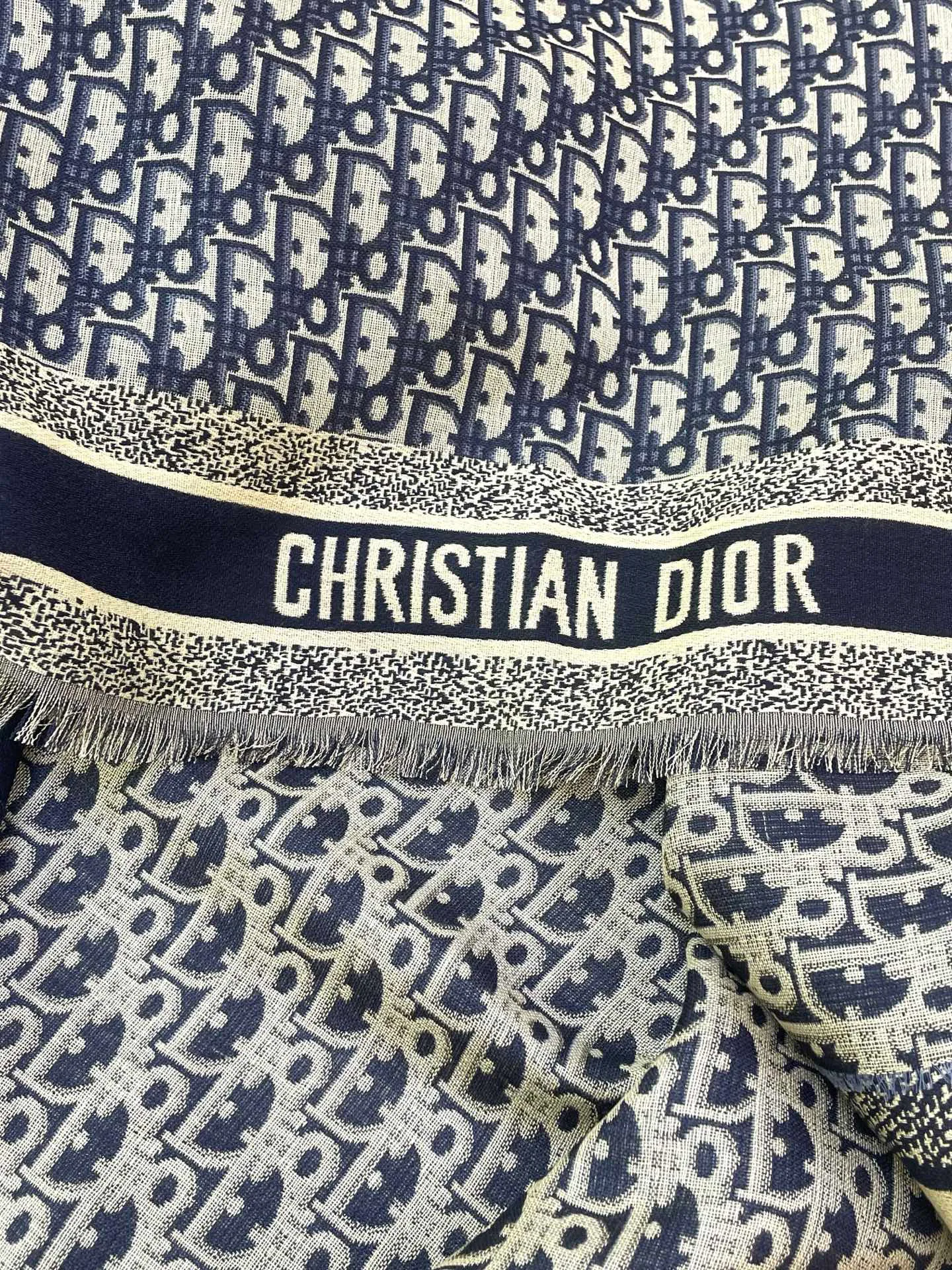 Шарфы Christian Dior 17898738