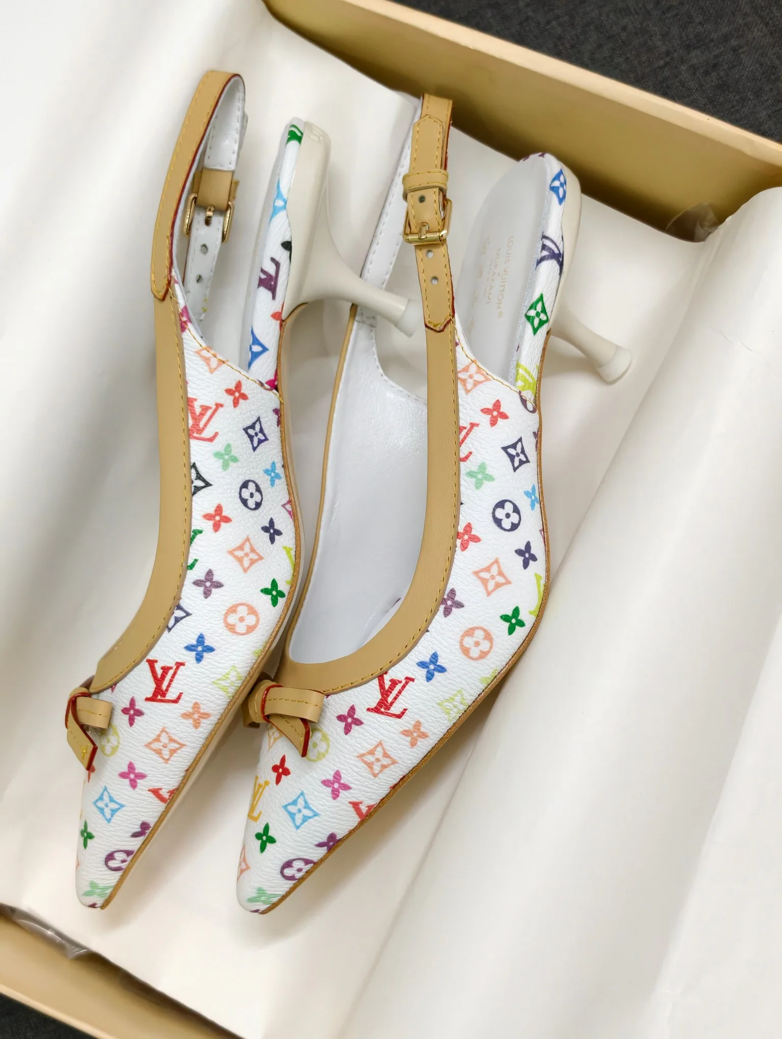 Сандалии Женские Louis Vuitton 10236795